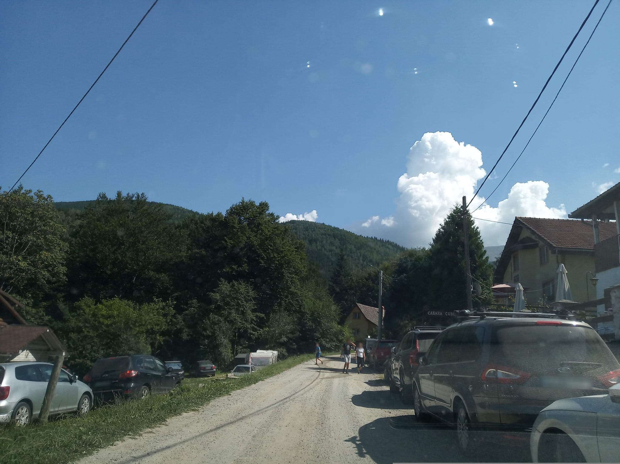 Street view near Popasul Cârnic, Râu de Mori — © tavi (CC BY-SA · Mapillary)