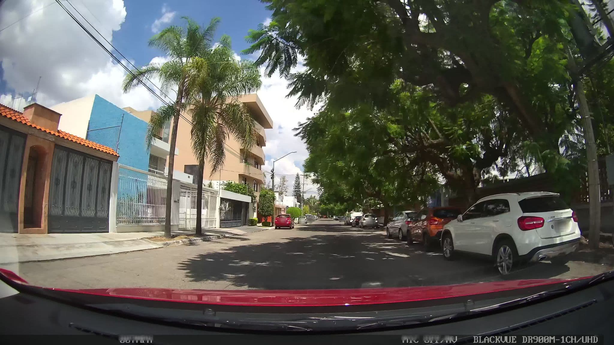 Street view near Satélite 2750, Jardines del Bosque, Guadalajara, Guadalajara — © kaart_1 (CC BY-SA · Mapillary)