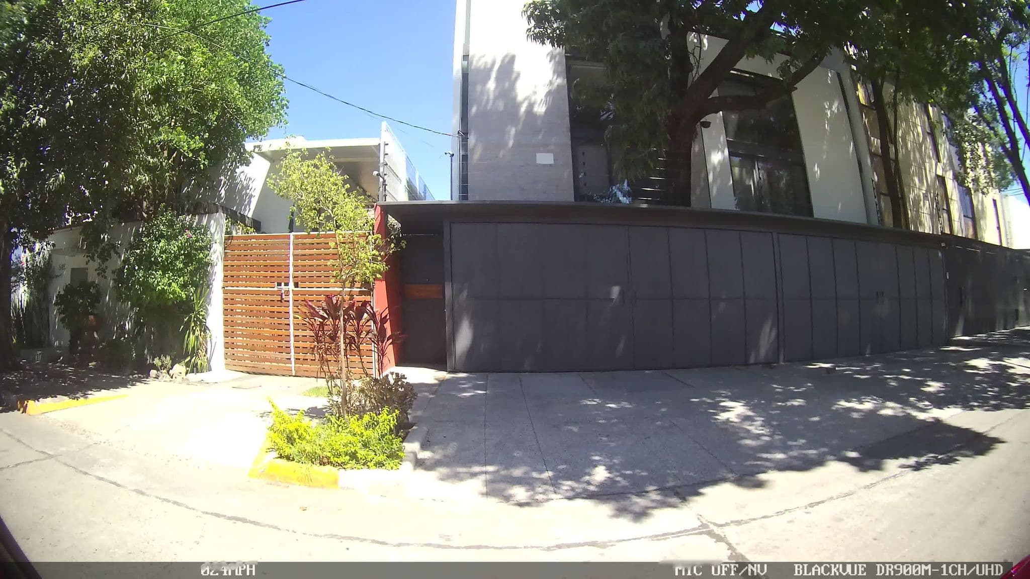Street view near Casa Lumba, Guadalajara — © kaart_1 (CC BY-SA · Mapillary)