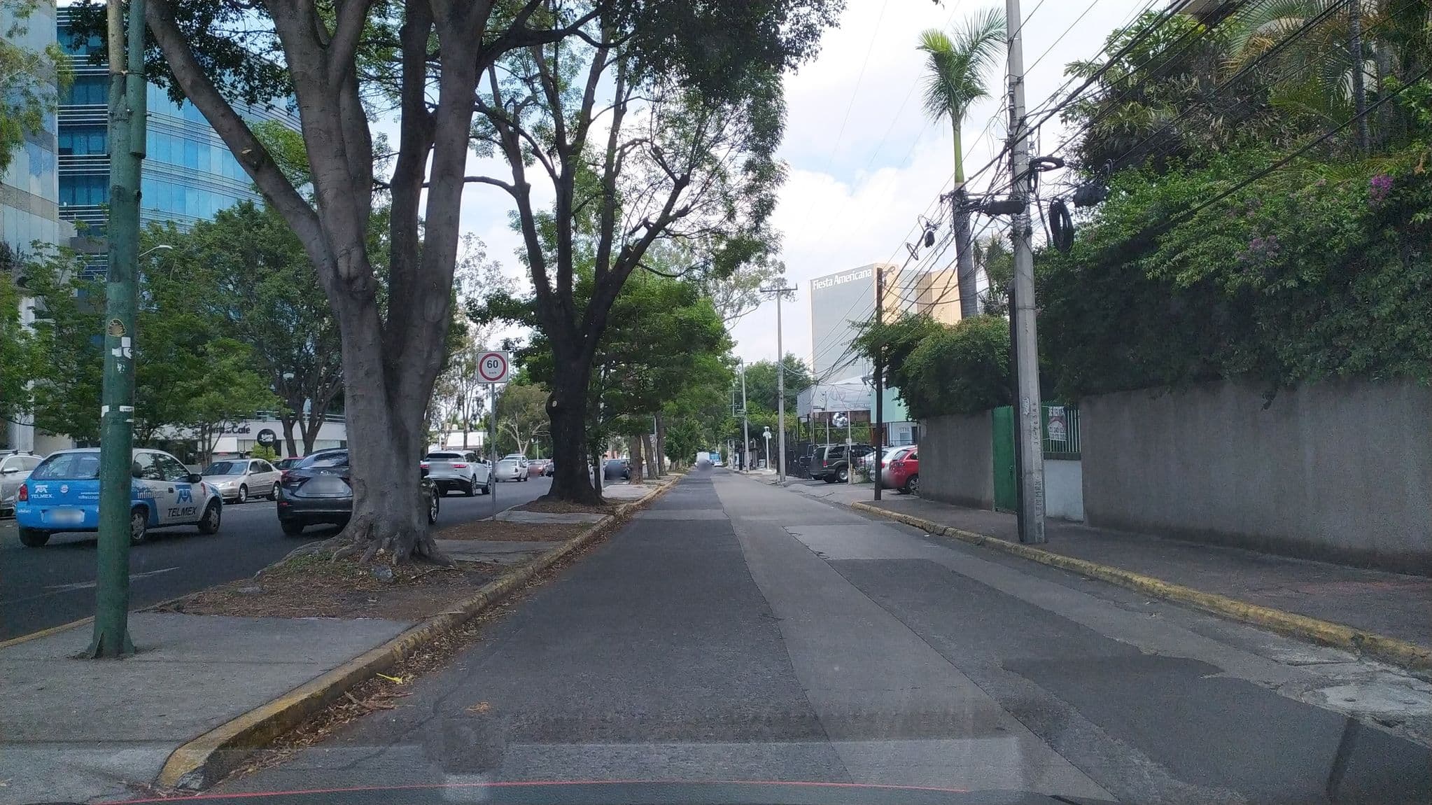 Street view near Motel Slavia, Zapopan2 — © xe1gyp (CC BY-SA · Mapillary)