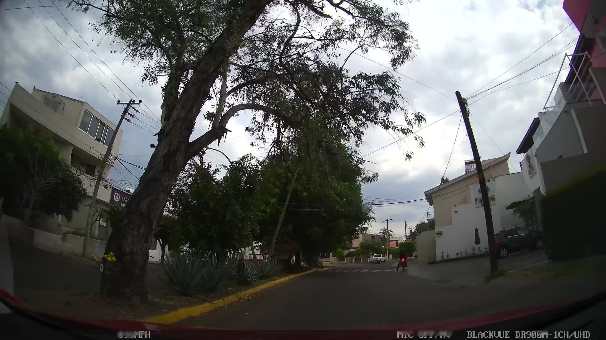 Street view near First Class, Guadalajara — © kaart_1 (CC BY-SA · Mapillary)