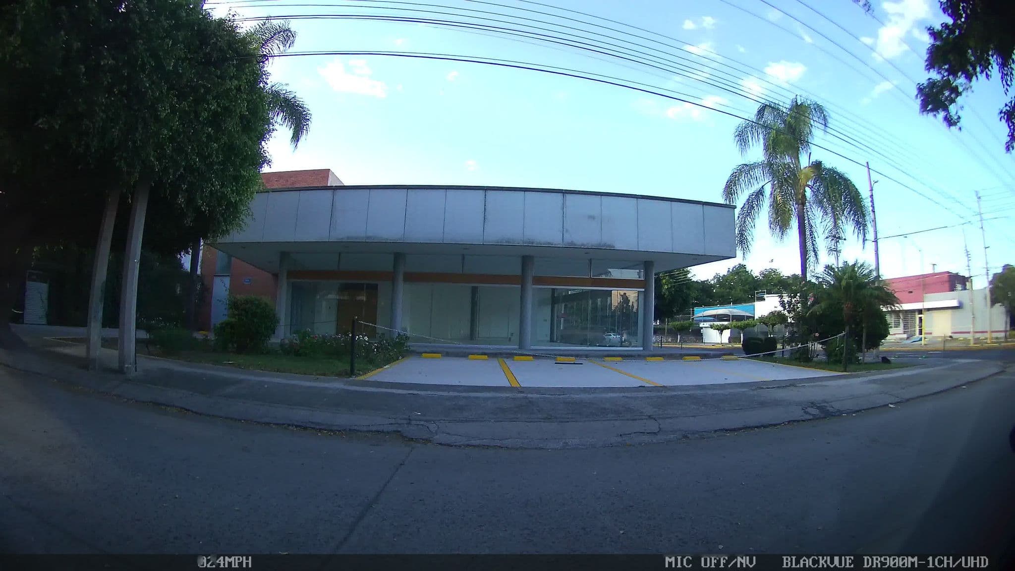Street view near Hotel Karmina Palace, Guadalajara — © kaart_1 (CC BY-SA · Mapillary)