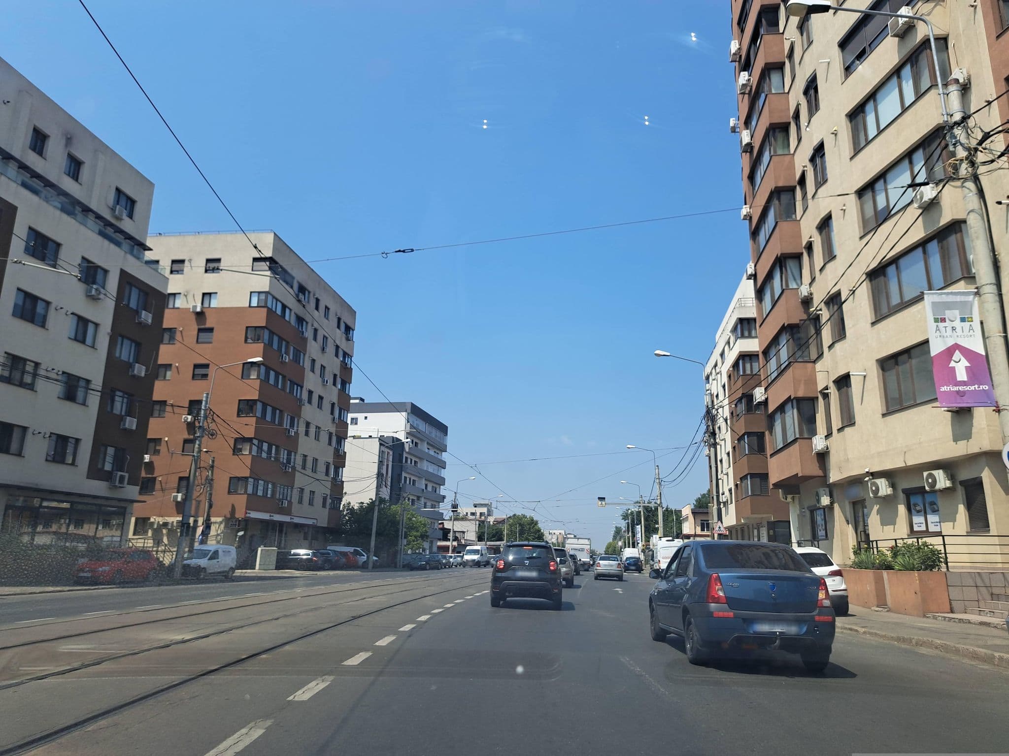 Street view near Hostel Venus, Sector 1 — © tavi (CC BY-SA · Mapillary)