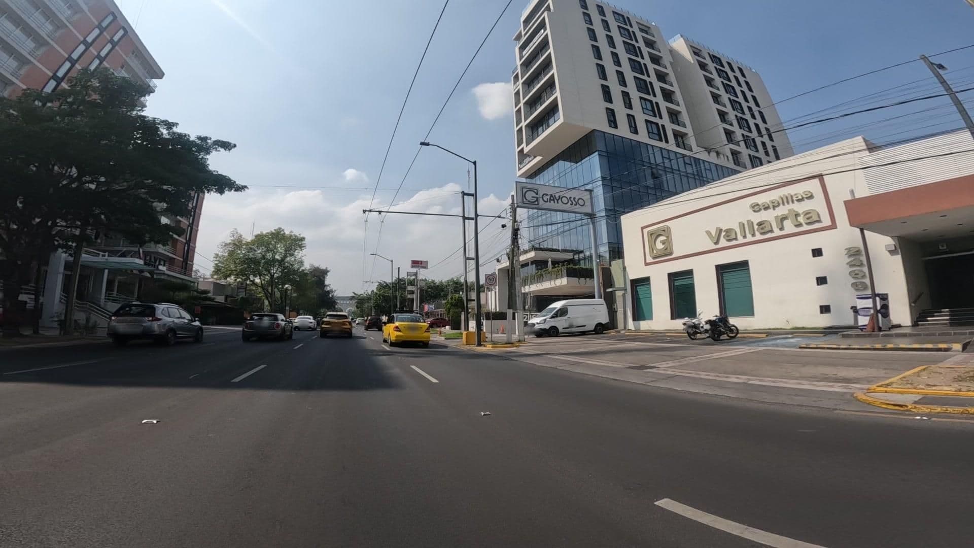 Street view near Arrendamiento y Servicio del Mar, Guadalajara — © danielpc (CC BY-SA · Mapillary)