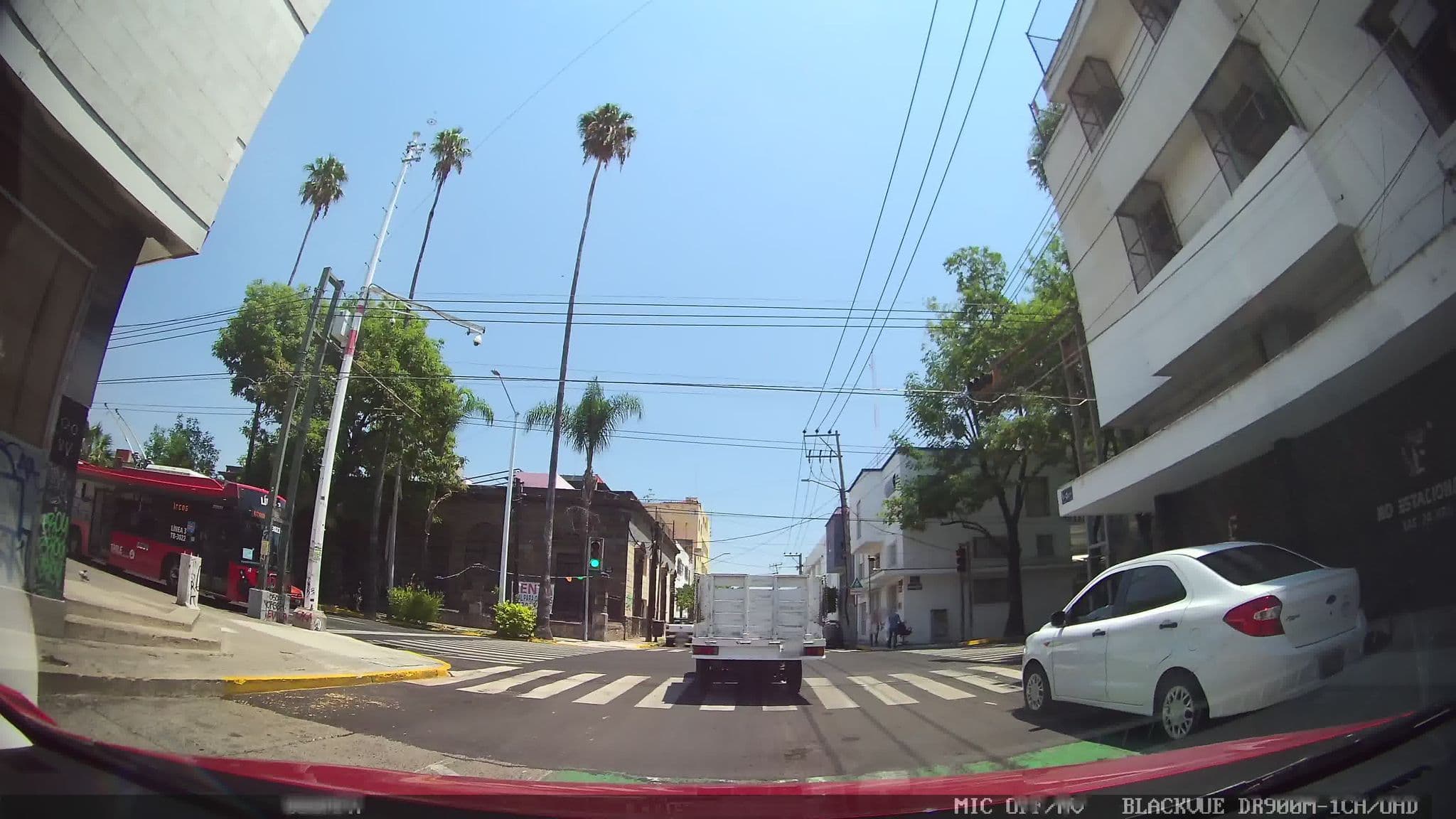 Street view near Hostel Tequila, Guadalajara — © kaart_1 (CC BY-SA · Mapillary)
