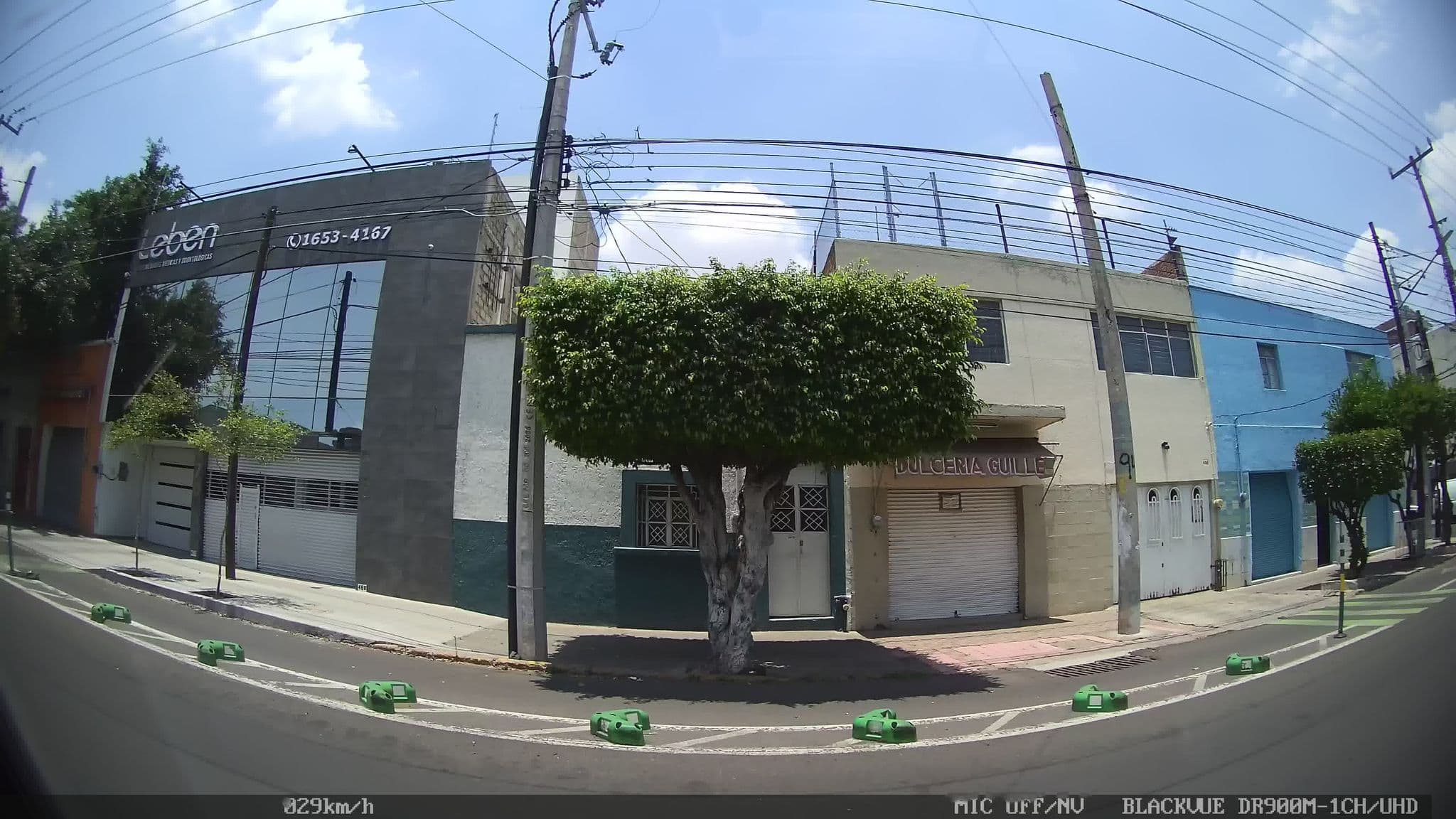 Street view near Beto's place, Guadalajara — © kaart_3 (CC BY-SA · Mapillary)