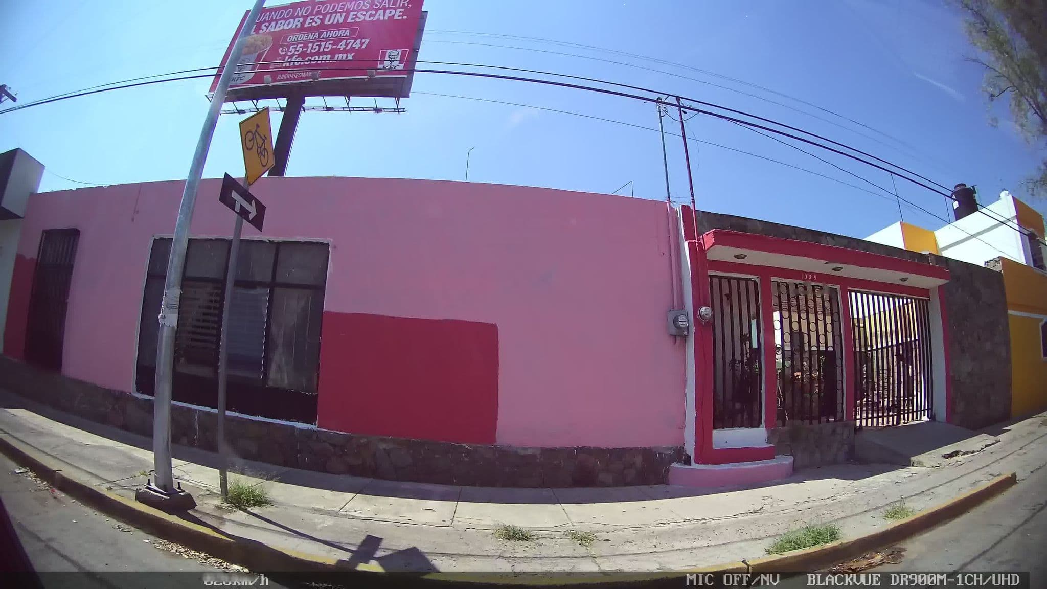 Street view near Motel Versalles, Tlaquepaque — © kaart_3 (CC BY-SA · Mapillary)