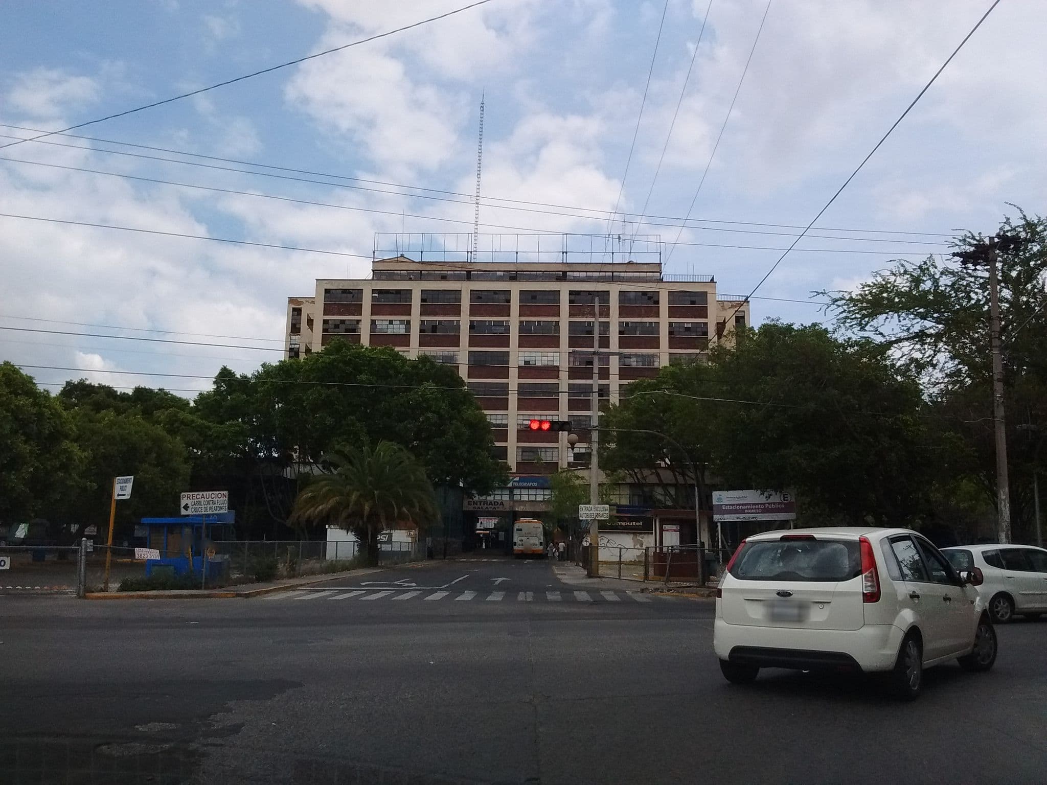 Street view near Hotel Canadá, Guadalajara — © maperomx (CC BY-SA · Mapillary)