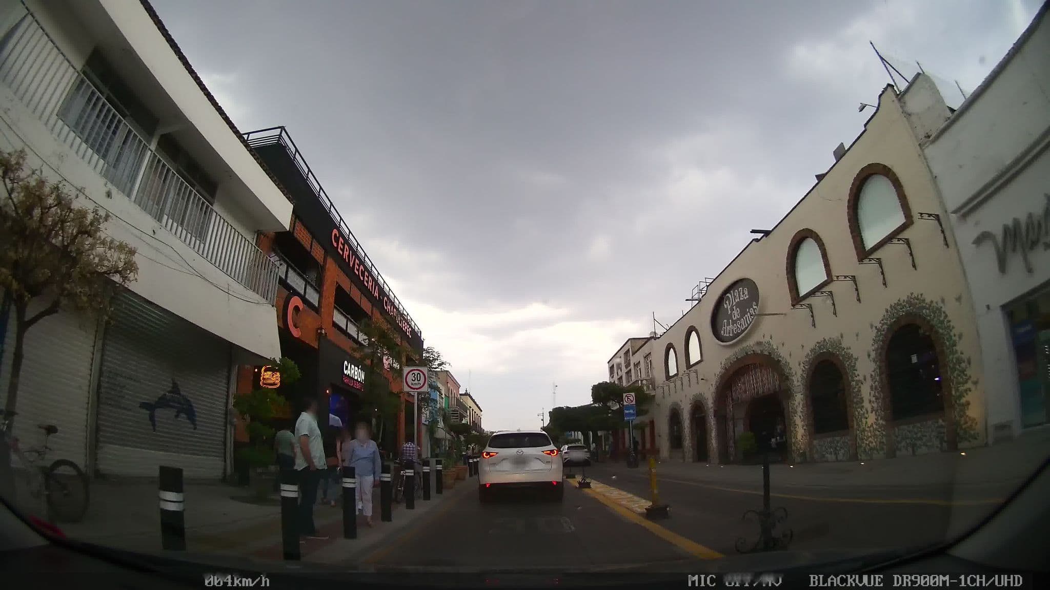 Street view near Artesanias, Tlaquepaque — © kaart_3 (CC BY-SA · Mapillary)