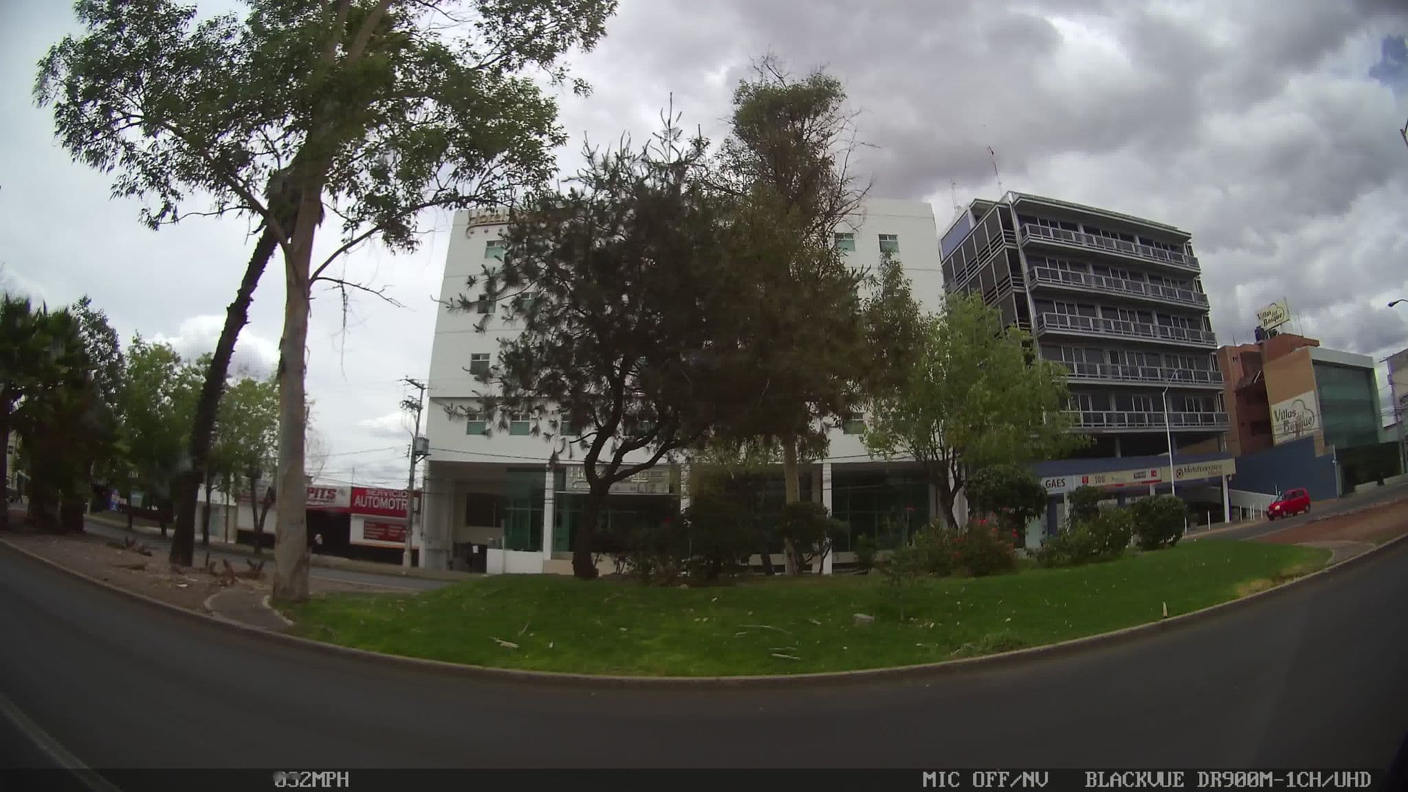 Street view near Hotel Villas de Liz, Pocitos — © kaart_3 (CC BY-SA · Mapillary)