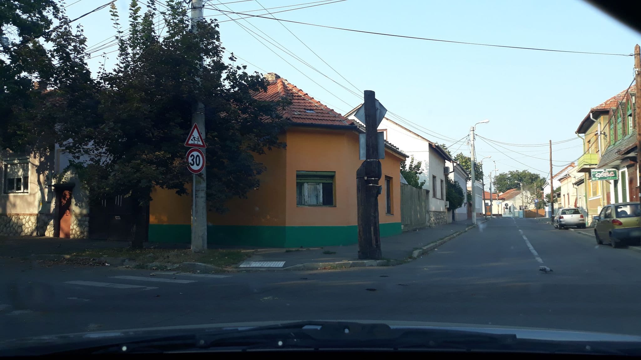 Street view near Góbé csárda, Oradea — © murmidon (CC BY-SA · Mapillary)