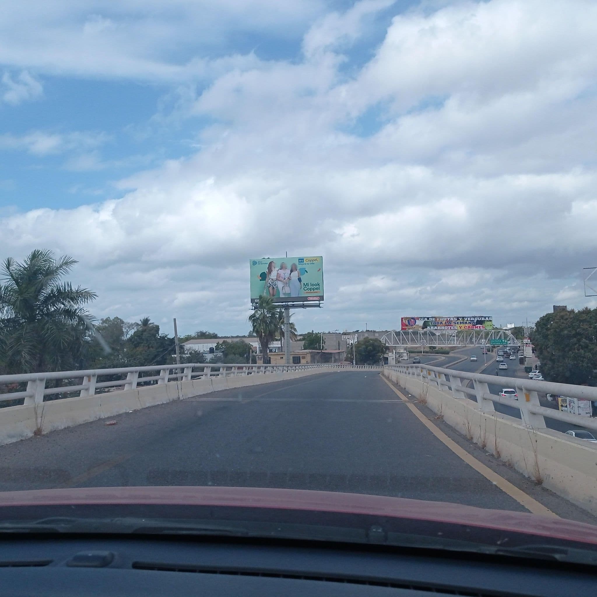 Street view near Motel Palacio, El Diez — © xe1gyp (CC BY-SA · Mapillary)
