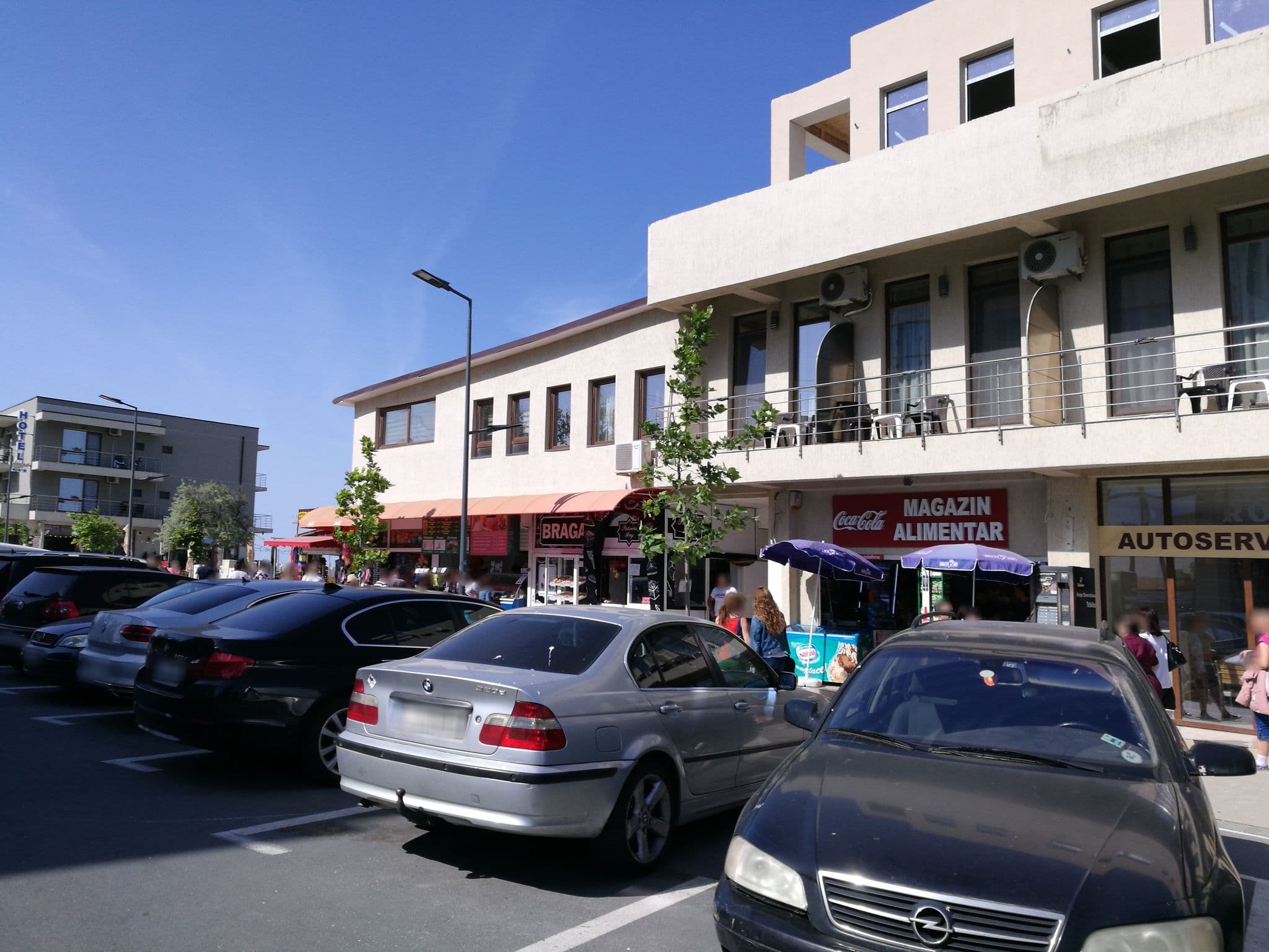 Street view near Hotel Milano Blue, Palazu Mare