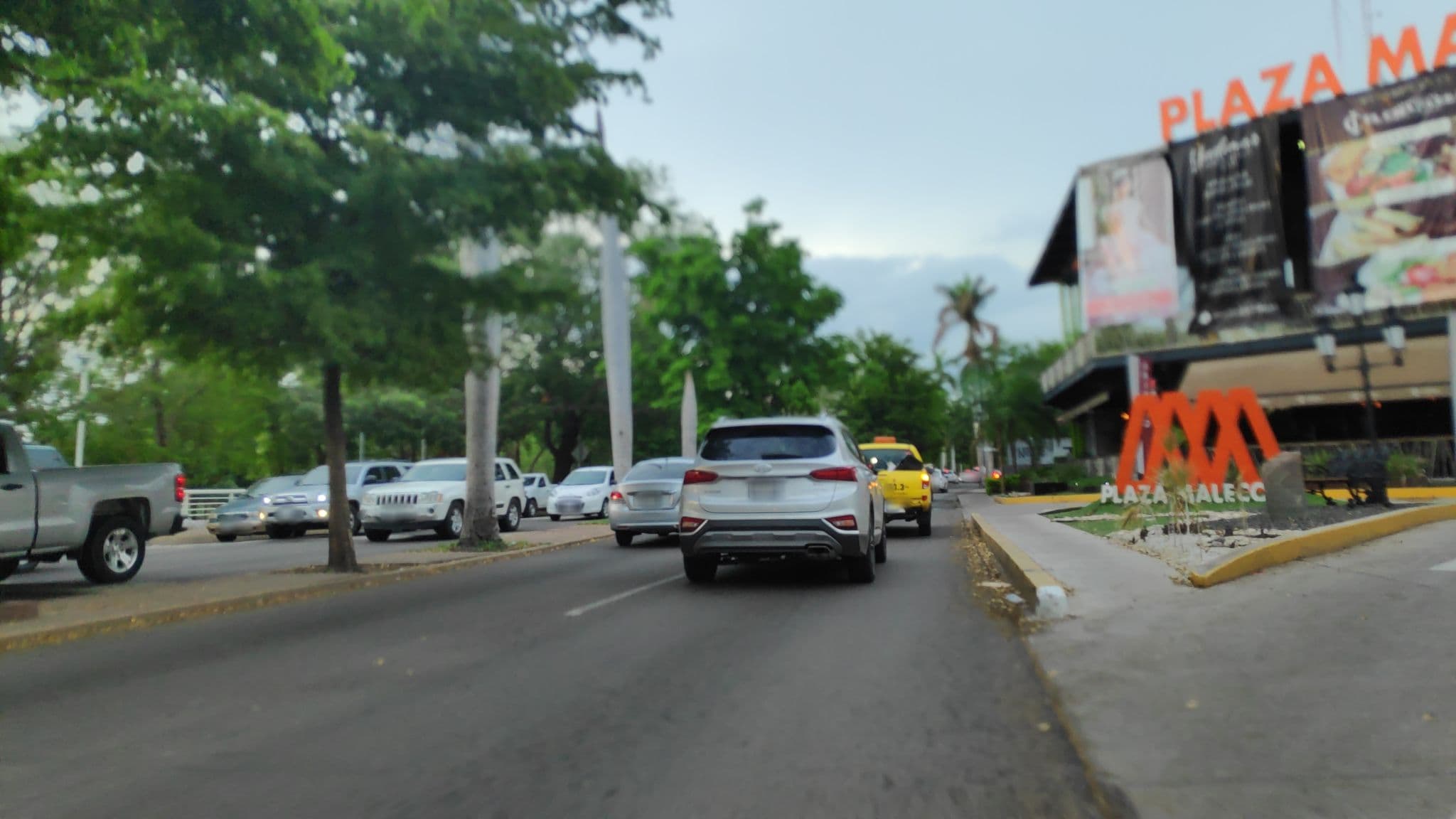 Street view near Home Suites, Culiacán — © punksolid (CC BY-SA · Mapillary)