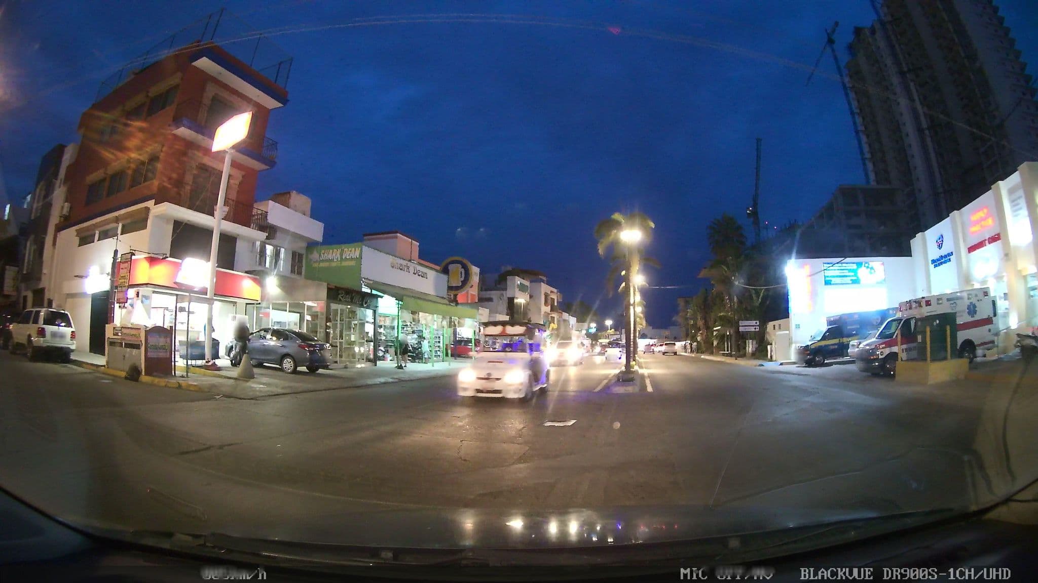 Street view near Cia Hotelera el Sabalo, Mazatlán — © nicovargas (CC BY-SA · Mapillary)