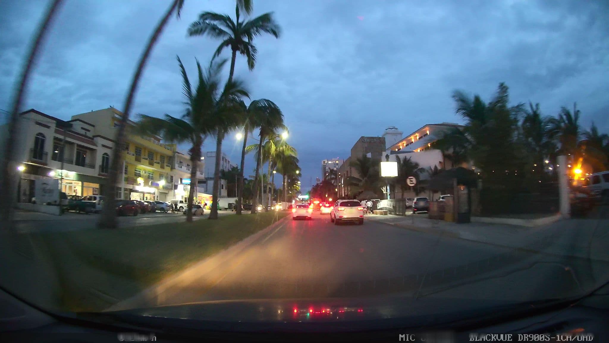 Street view near The Xperience, Mazatlán — © nicovargas (CC BY-SA · Mapillary)