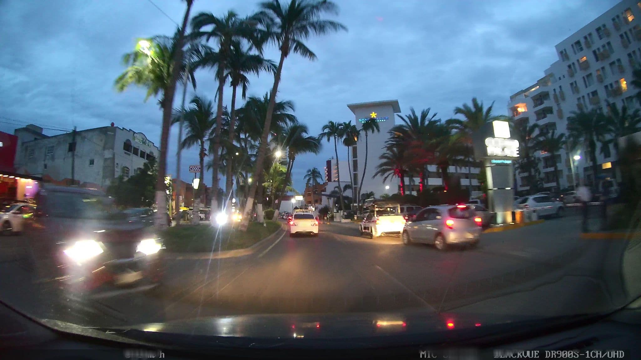 Street view near Sabalo Mazatlan, Mazatlán — © nicovargas (CC BY-SA · Mapillary)
