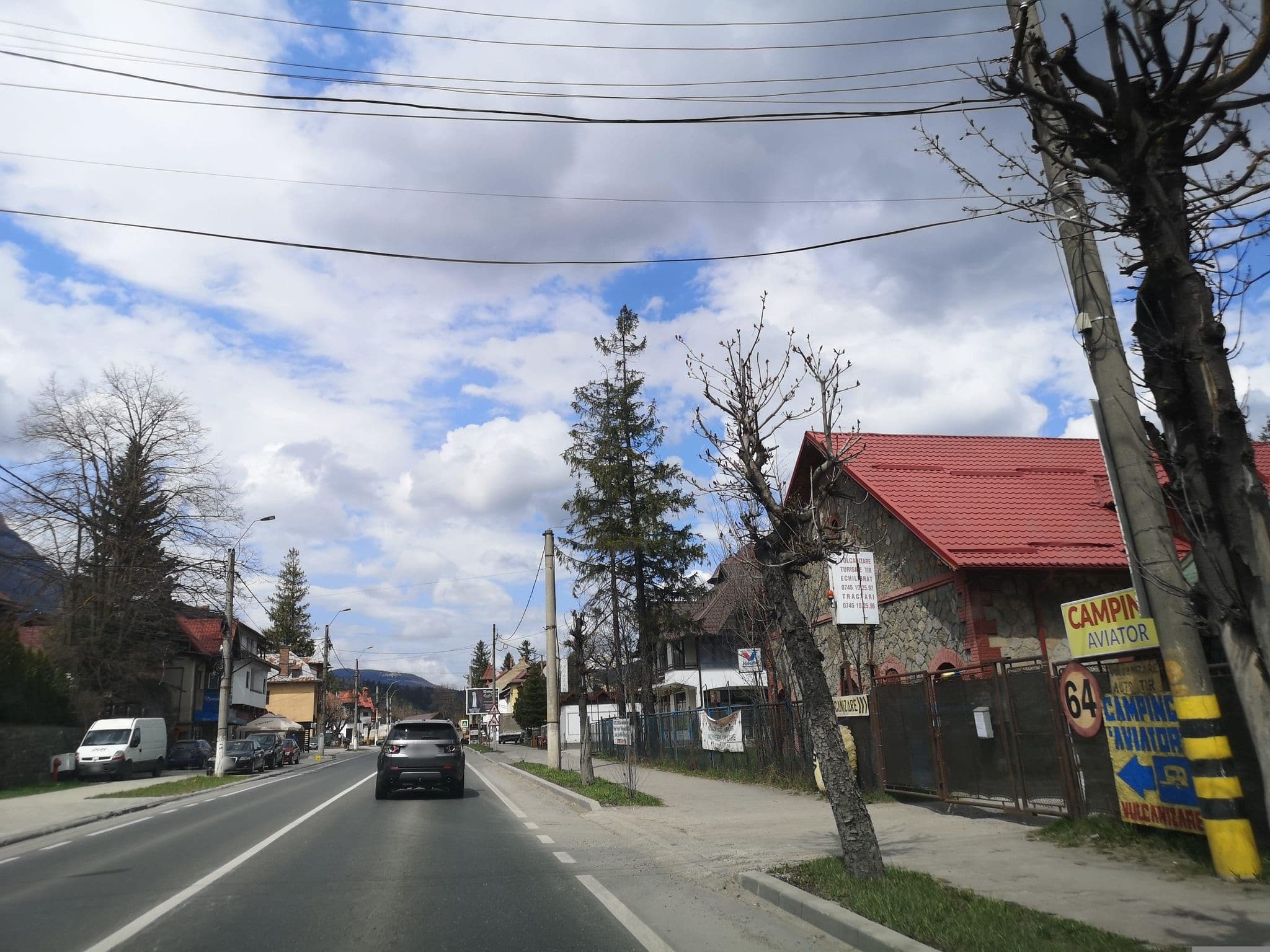 Street view near Aviator, Poiana Țapului — © moon4 (CC BY-SA · Mapillary)