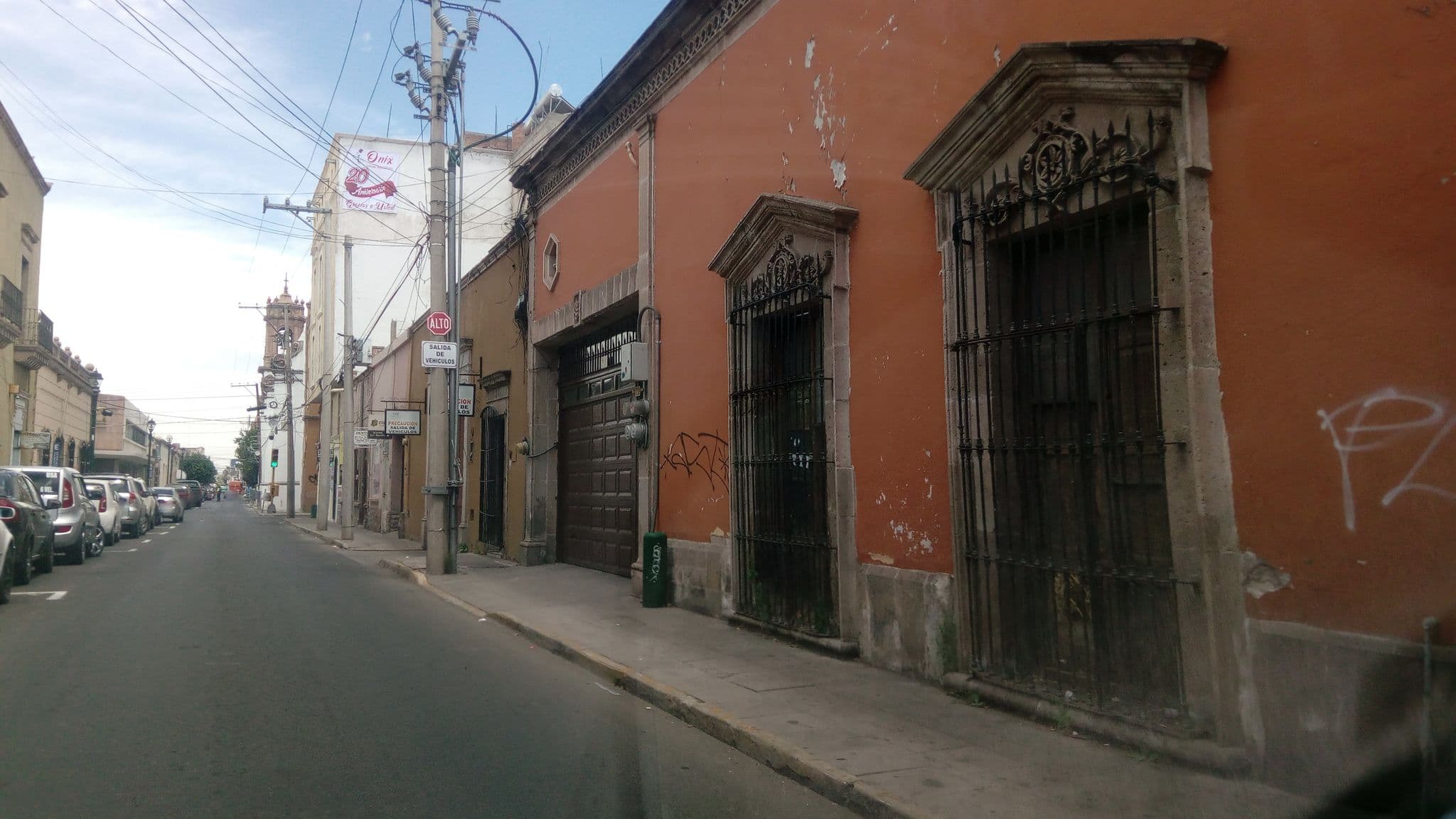 Street view near Hotel Prince, Victoria de Durango — © wjusak (CC BY-SA · Mapillary)