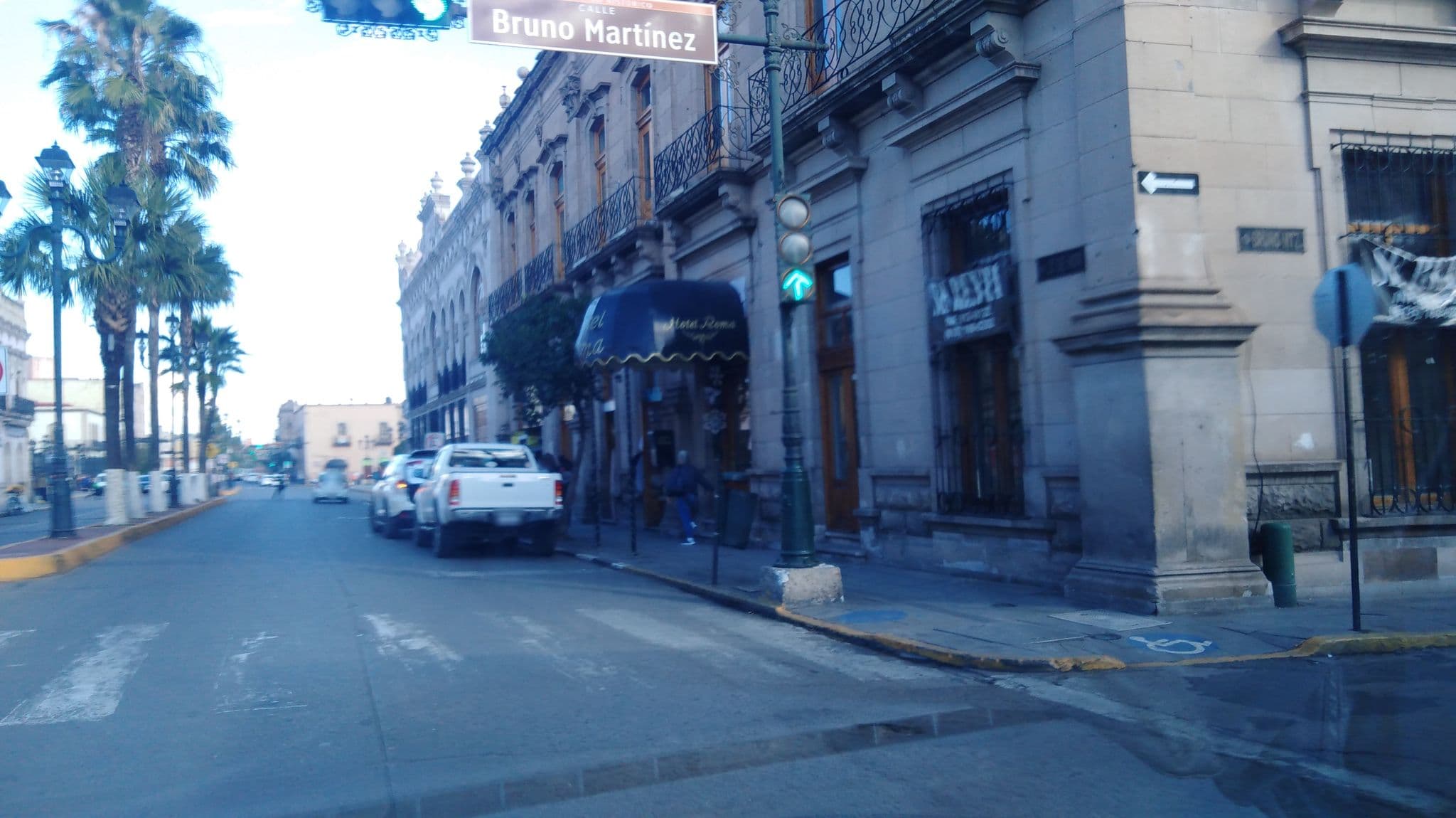 Street view near Hoteles de Durango, Victoria de Durango — © wjusak (CC BY-SA · Mapillary)