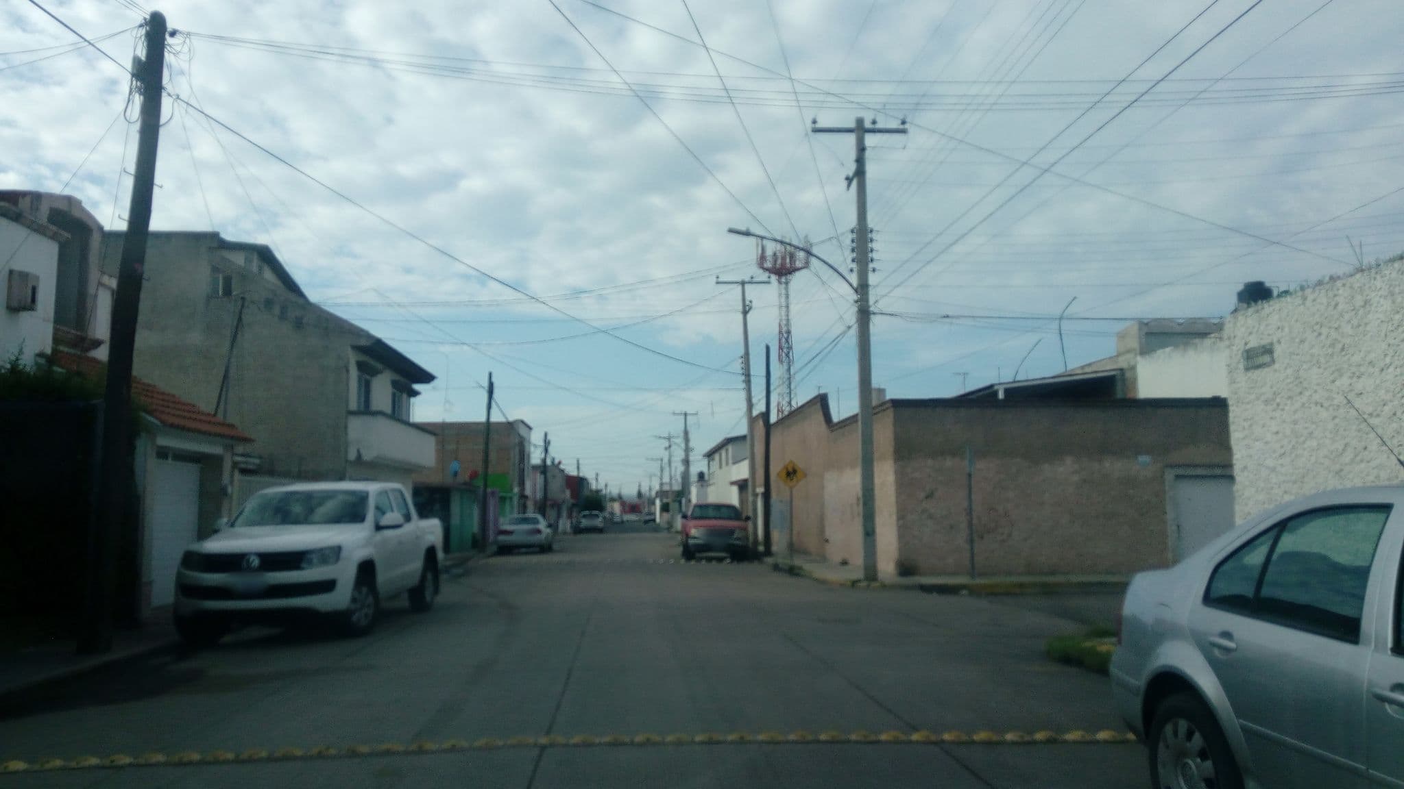 Street view near Llantas Automotrices e Industriales del Guadiana, Victoria de Durango — © wjusak (CC BY-SA · Mapillary)