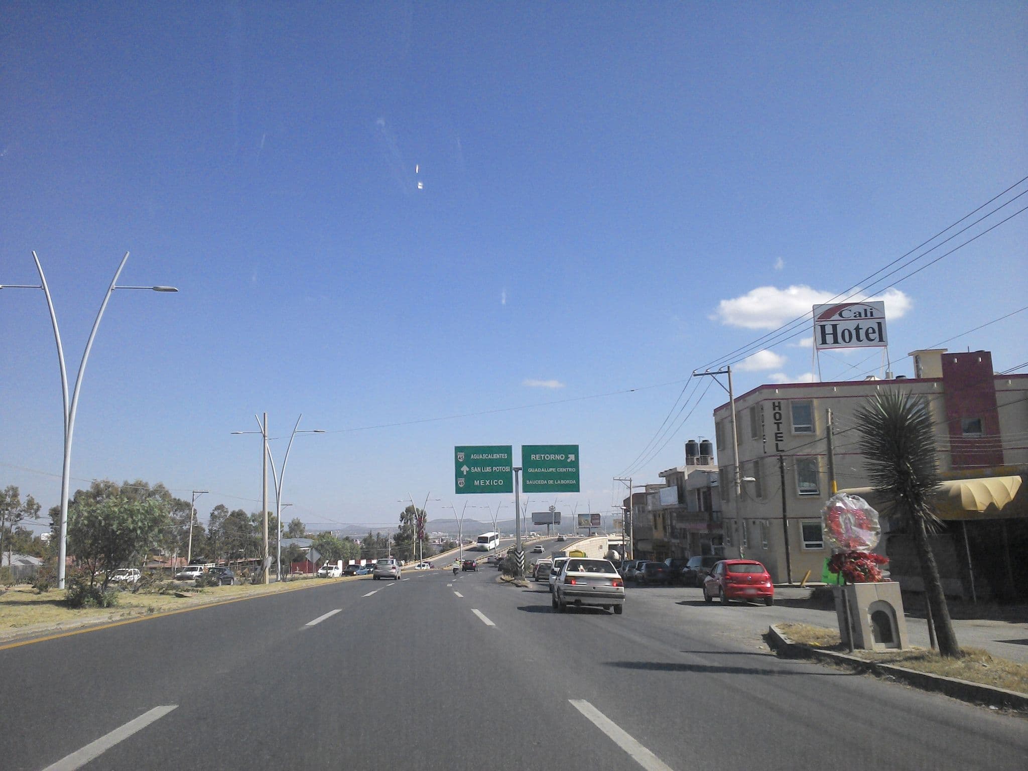 Street view near Hotel Cali, Martínez Domínguez — © xe1gyp (CC BY-SA · Mapillary)