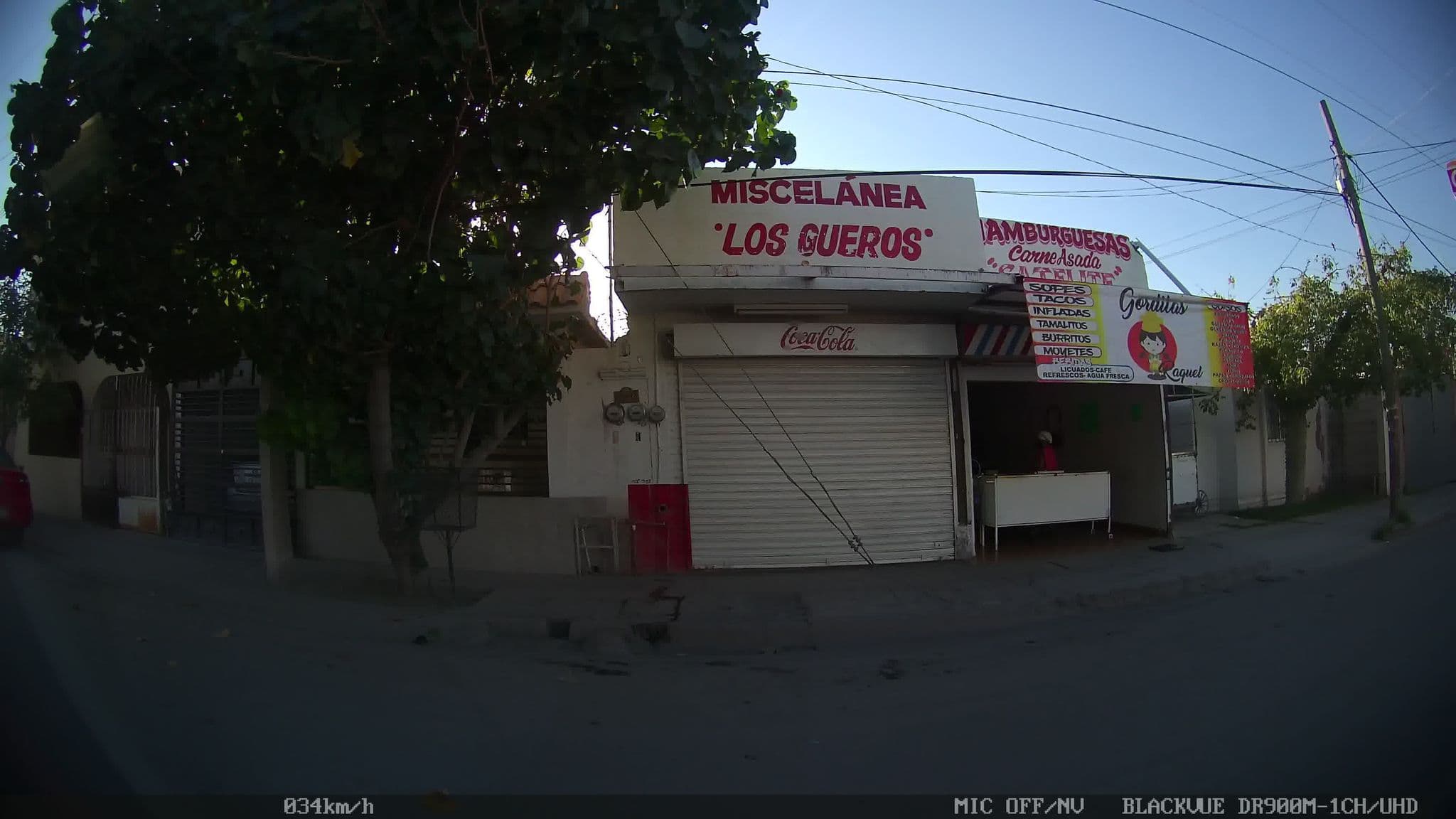 Street view near Los Cedros Suites, Torreón — © kaart_4 (CC BY-SA · Mapillary)