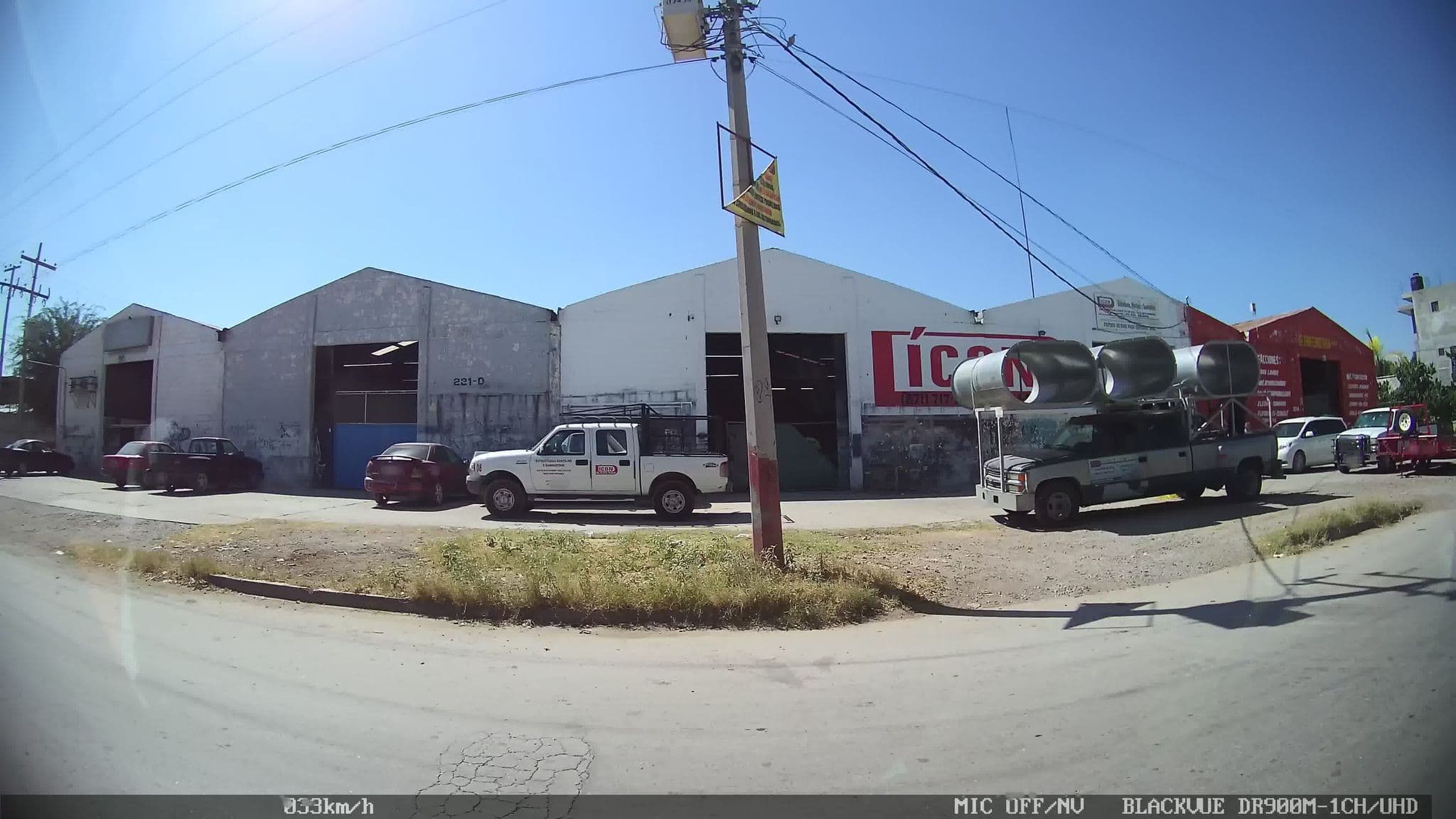Street view near Cdm Climas Ductos y Montajes, Torreón — © kaart_4 (CC BY-SA · Mapillary)