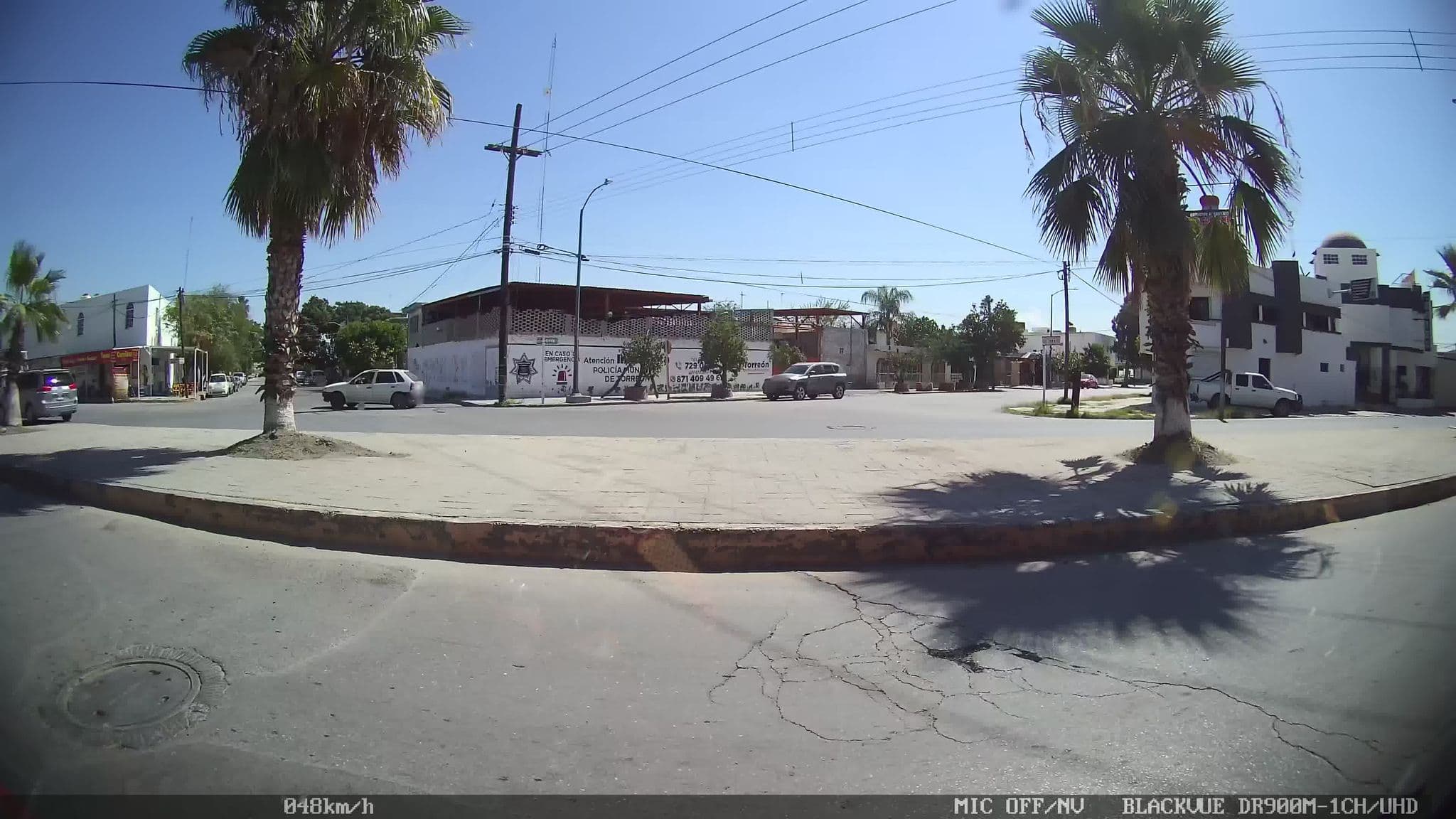 Street view near Hotel Laguna Inn, Torreón — © kaart_4 (CC BY-SA · Mapillary)
