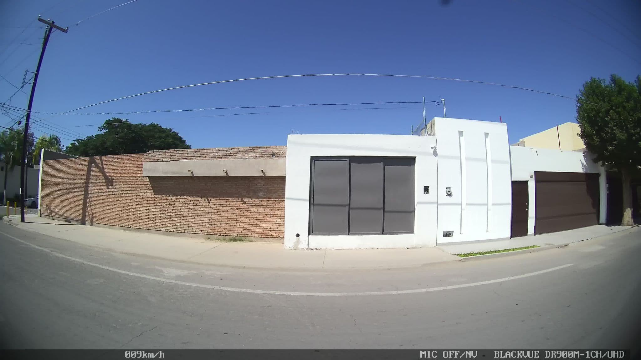 Street view near El Chamuco Restaurante, Torreón — © kaart_4 (CC BY-SA · Mapillary)