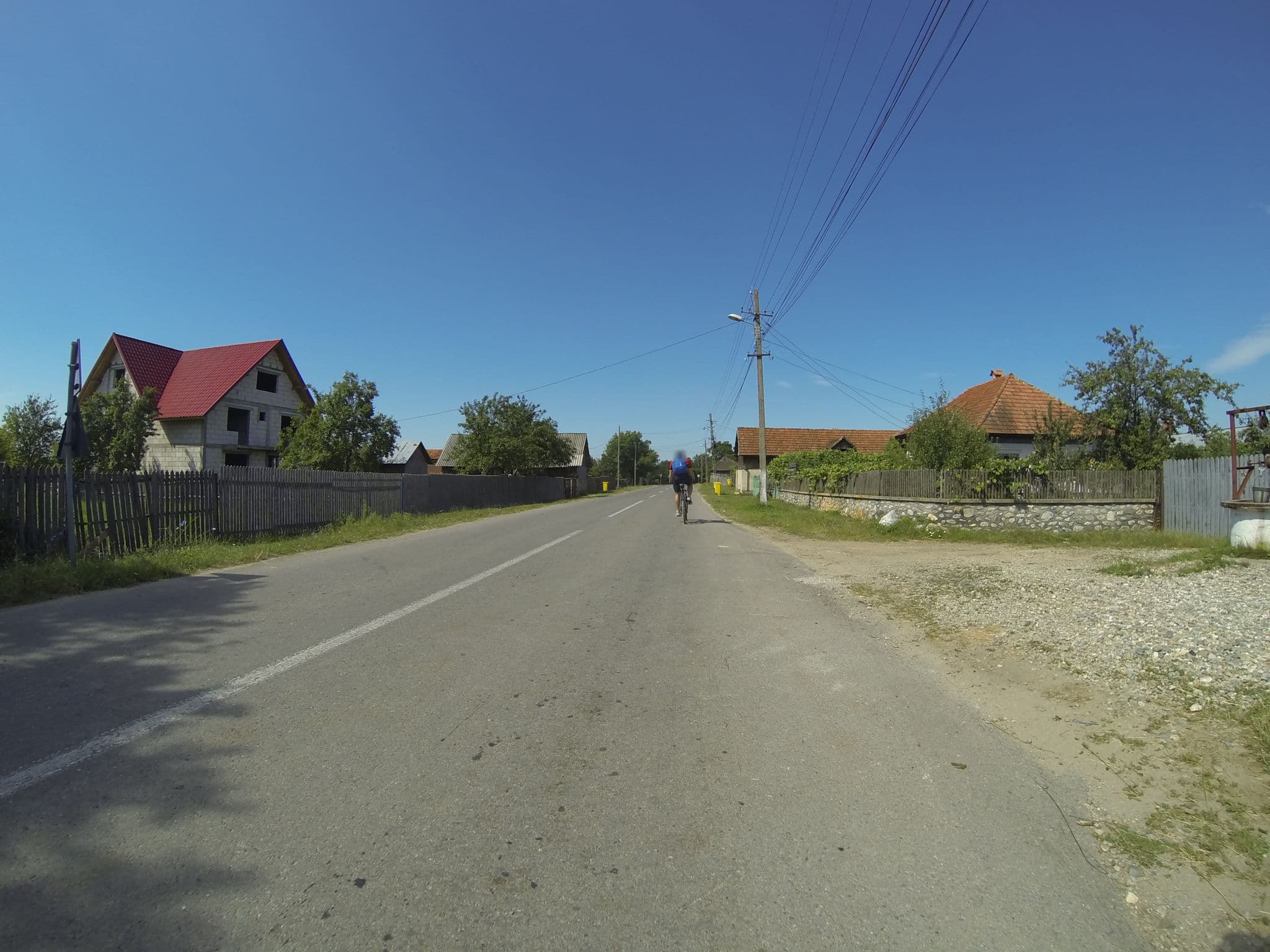 Street view near Pensiunea Ana-Maria, Polovragi — © deeeznuuuts (CC BY-SA · Mapillary)