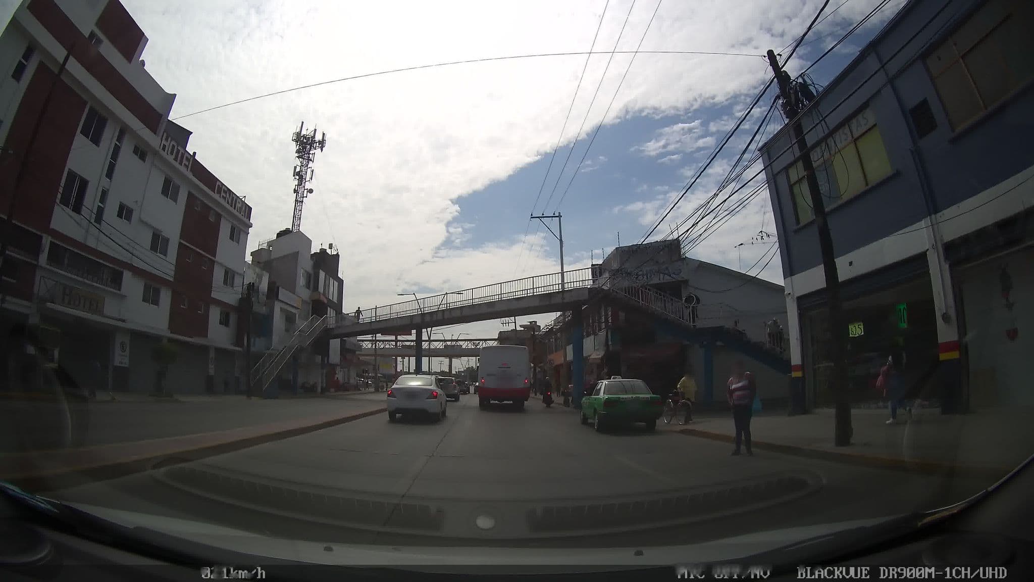 Street view near Hotel Central, Irapuato — © kaart_1 (CC BY-SA · Mapillary)