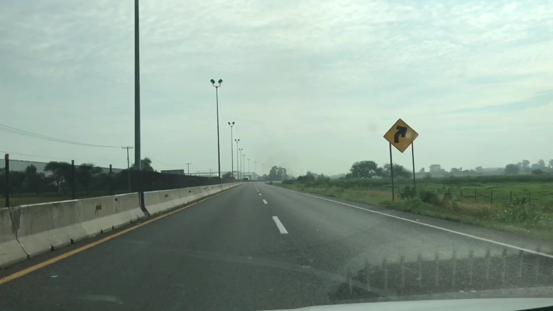 Street view near La Caldera, Abasolo — © lvl5 (CC BY-SA · Mapillary)