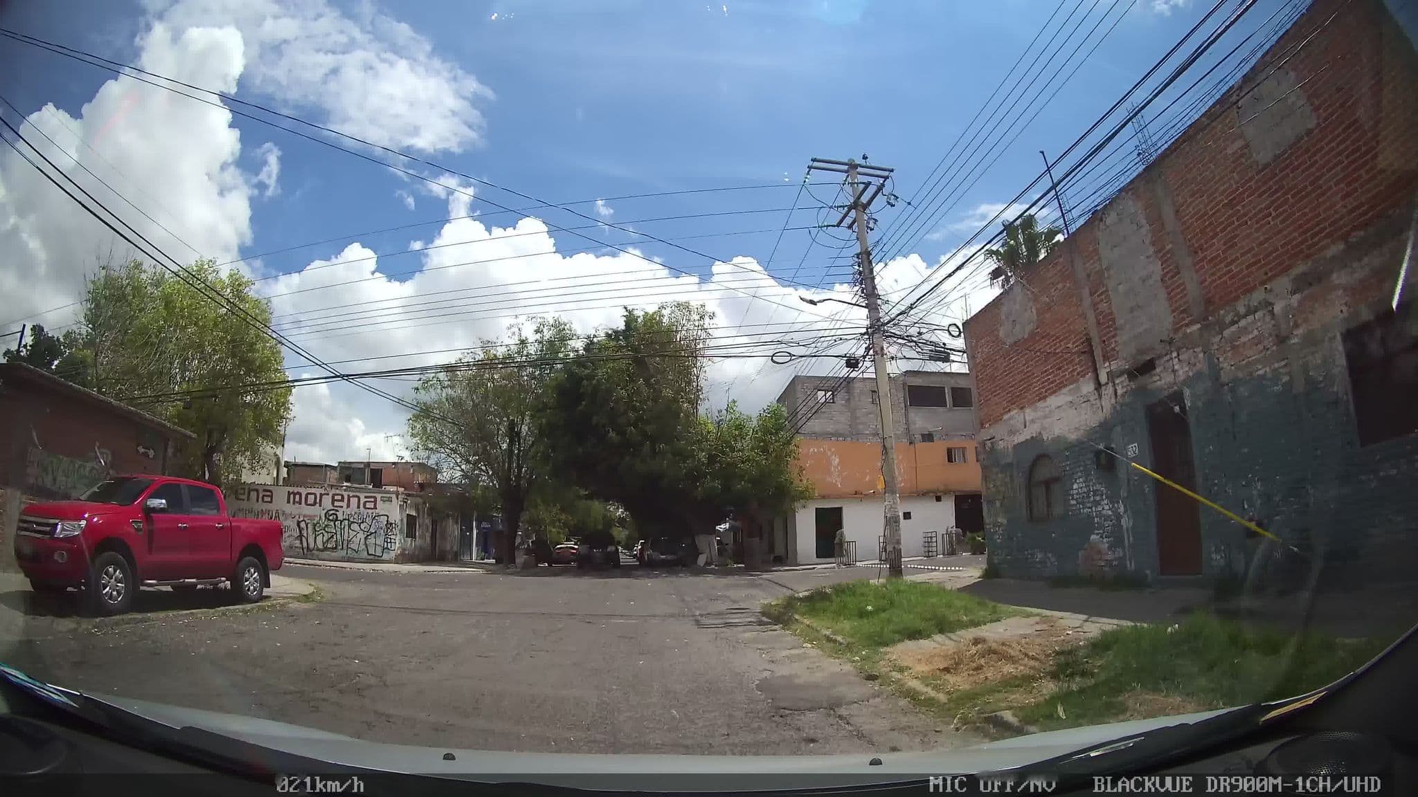 Street view near holiday inn, Santiago de Querétaro — © kaart_1 (CC BY-SA · Mapillary)