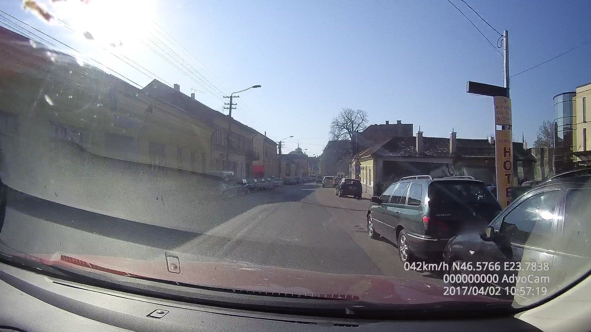 Street view near Hotel Centrum, Turda — © tavi (CC BY-SA · Mapillary)