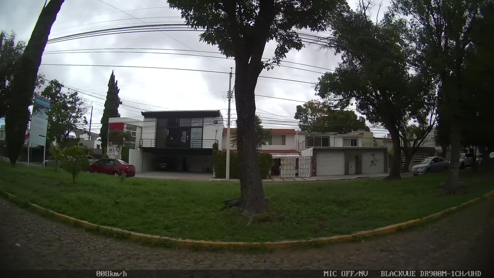 Street view near Integrate Life Experience, Santiago de Querétaro — © kaart_1 (CC BY-SA · Mapillary)