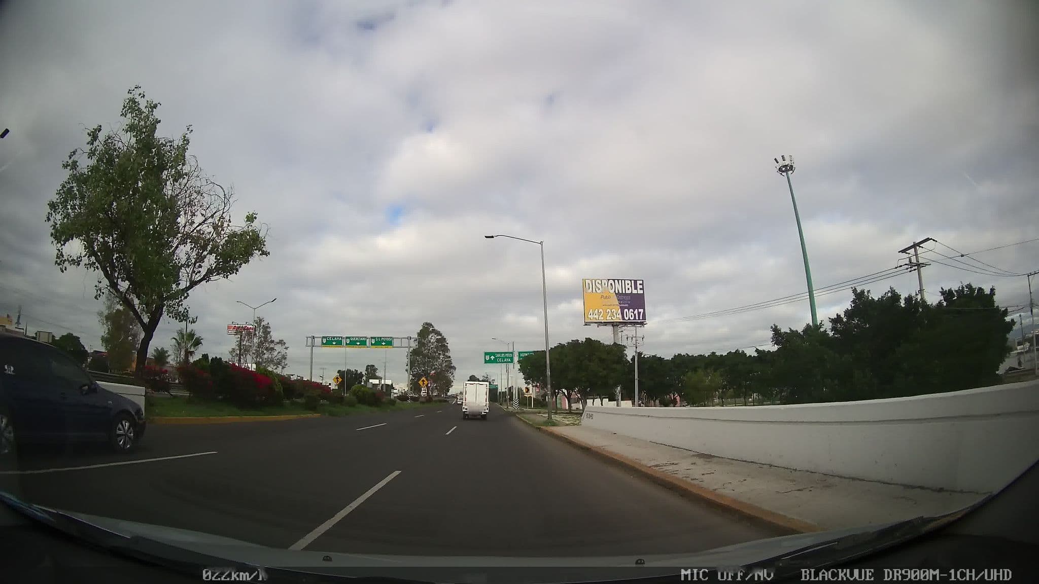 Street view near BNL Hoteles, Santiago de Querétaro — © kaart_1 (CC BY-SA · Mapillary)
