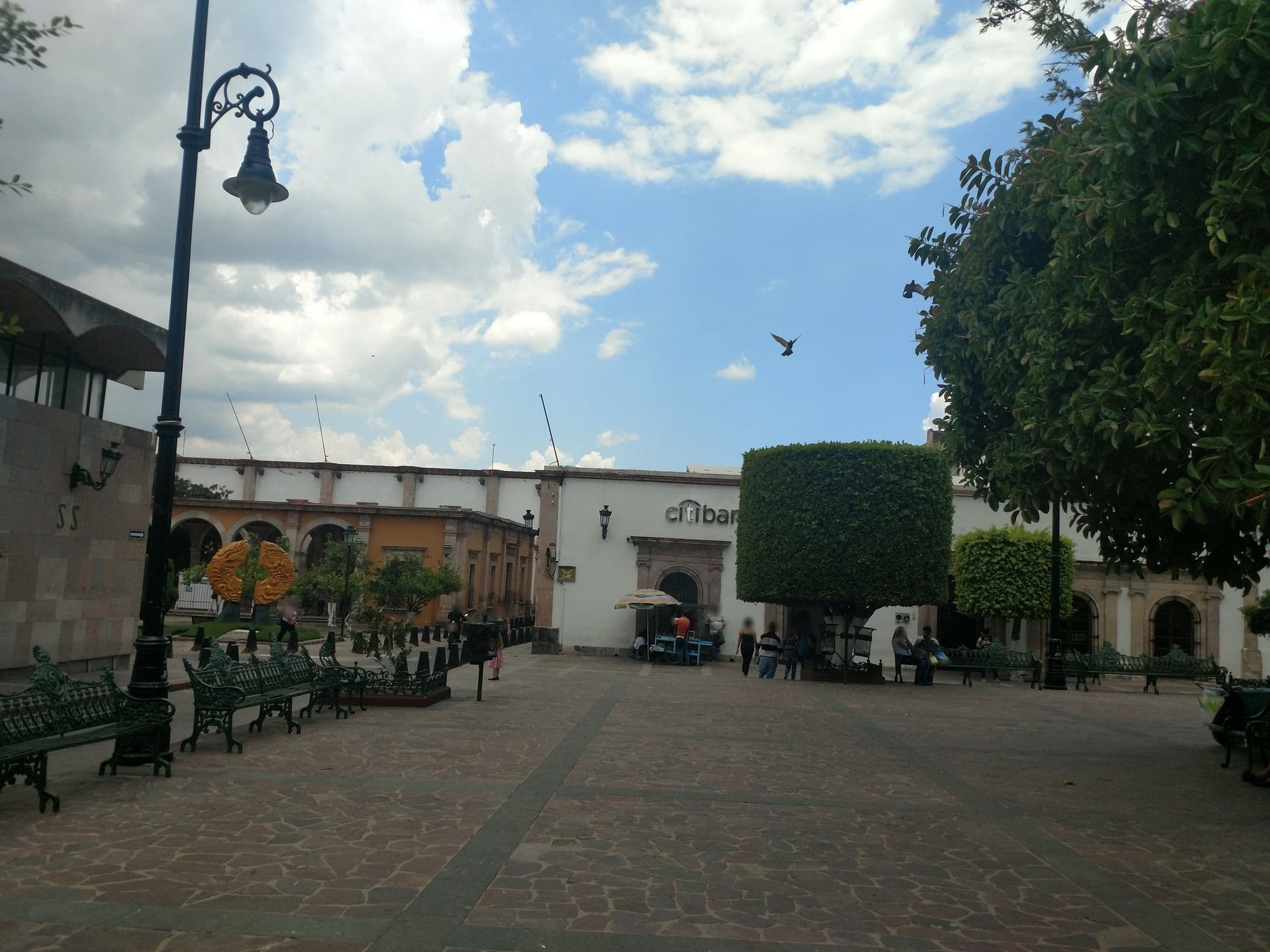 Street view near Hotel La Troje, Lagos de Moreno — © eddie845 (CC BY-SA · Mapillary)