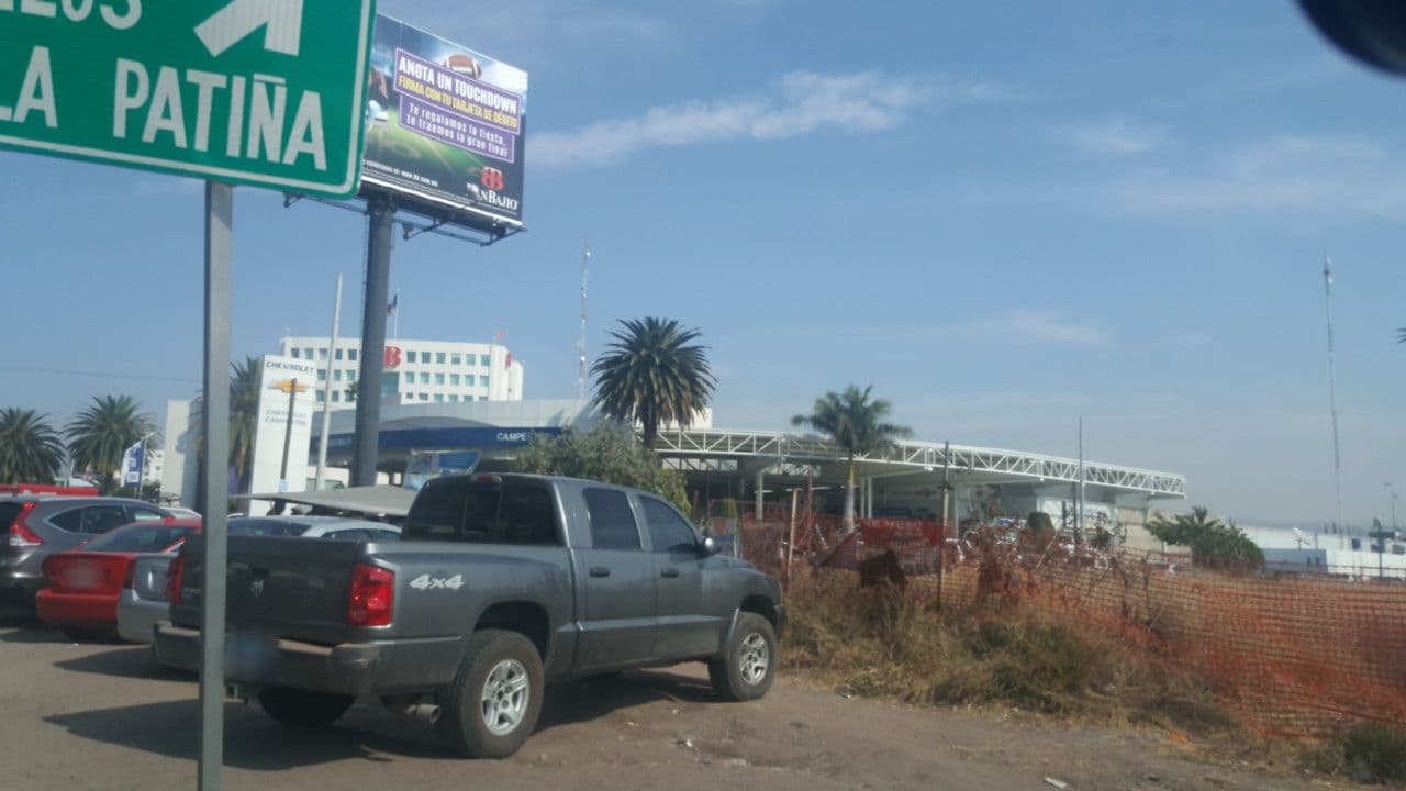 Street view near Hotel Galeria Plaza Leon, La Ermita — © apache (CC BY-SA · Mapillary)