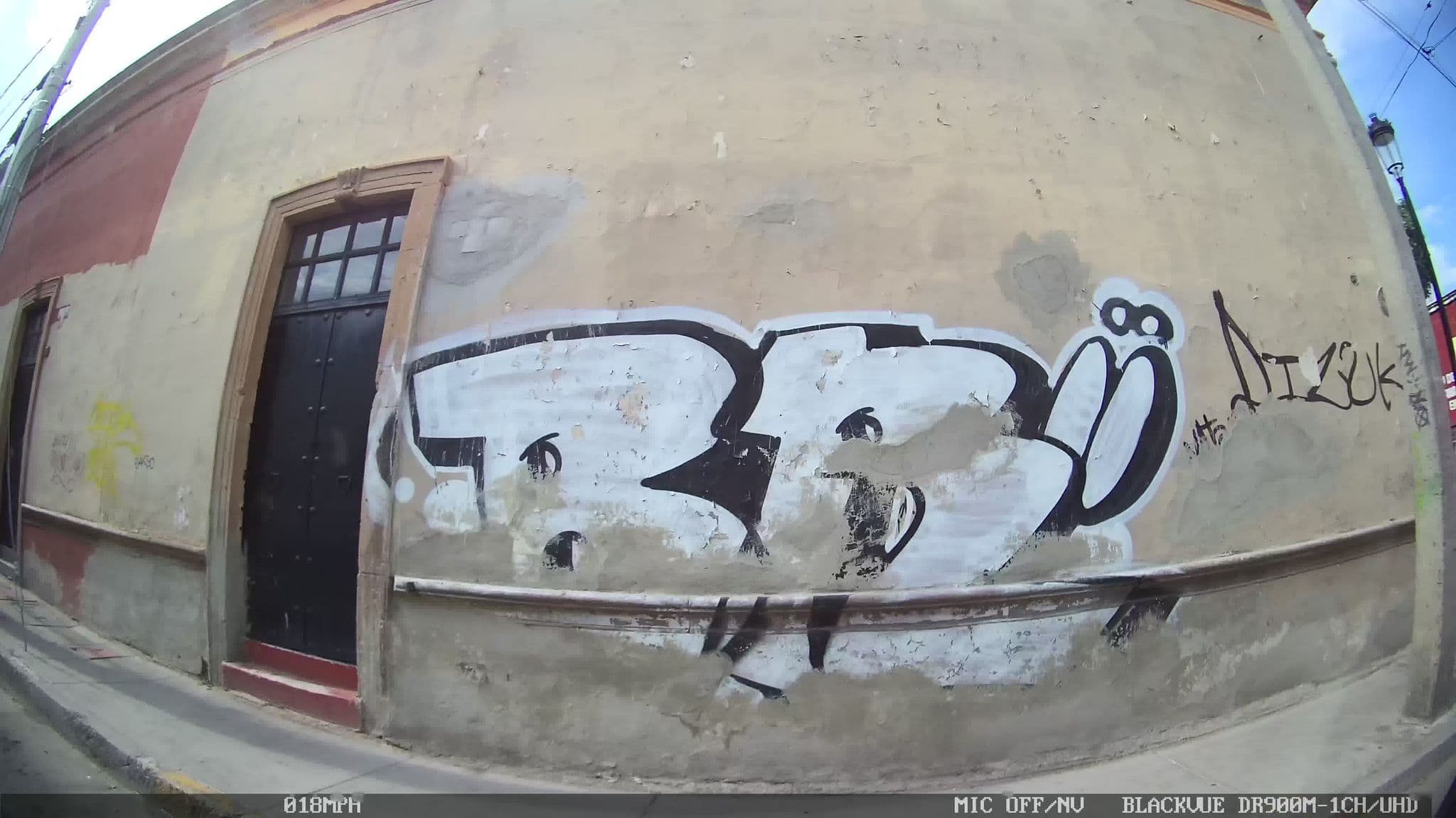 Street view near Hotel Baron Plaza, León de los Aldama — © kaart_3 (CC BY-SA · Mapillary)
