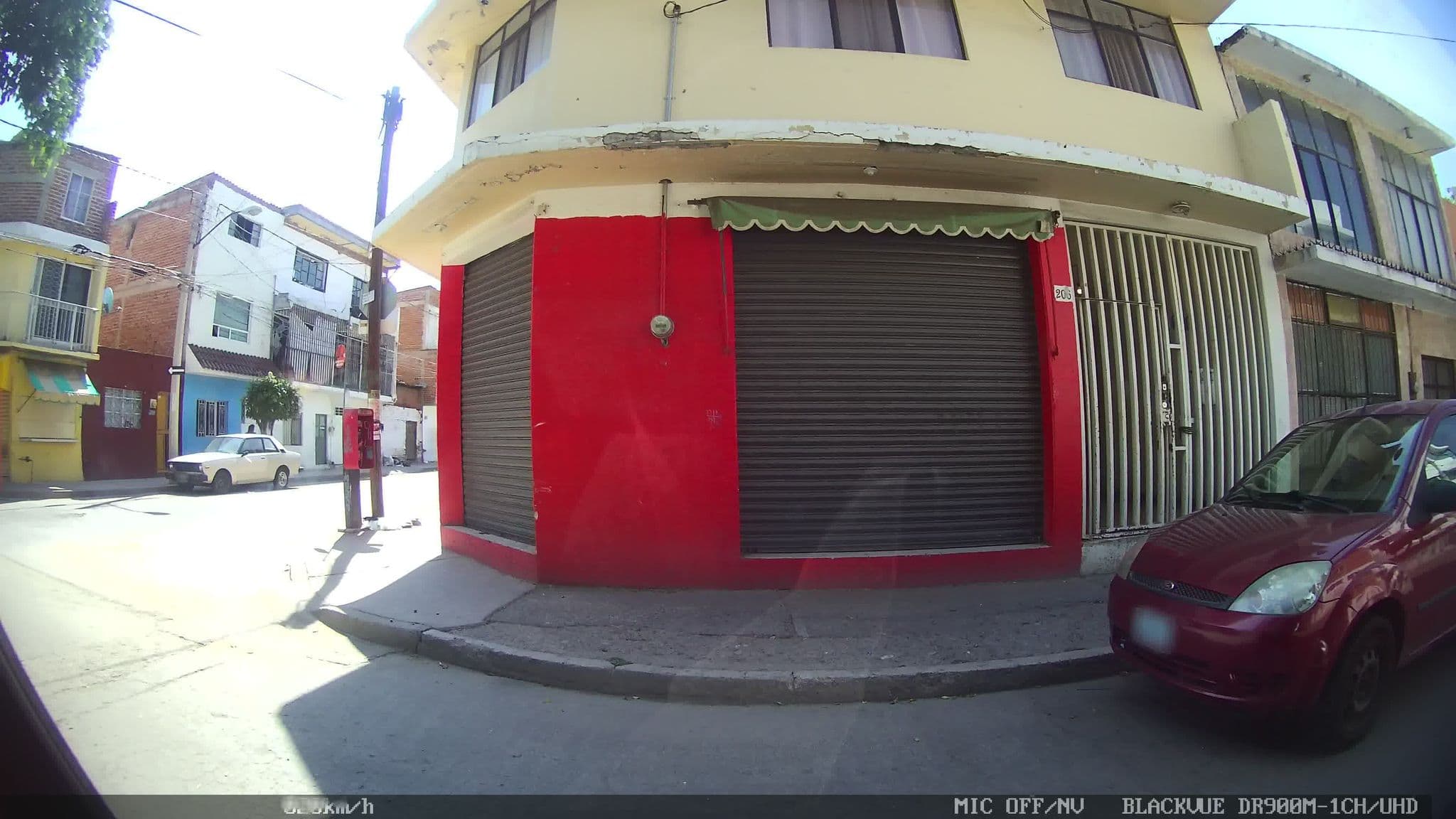Street view near Hostal Royal Frankenstein, León de los Aldama — © kaart_3 (CC BY-SA · Mapillary)