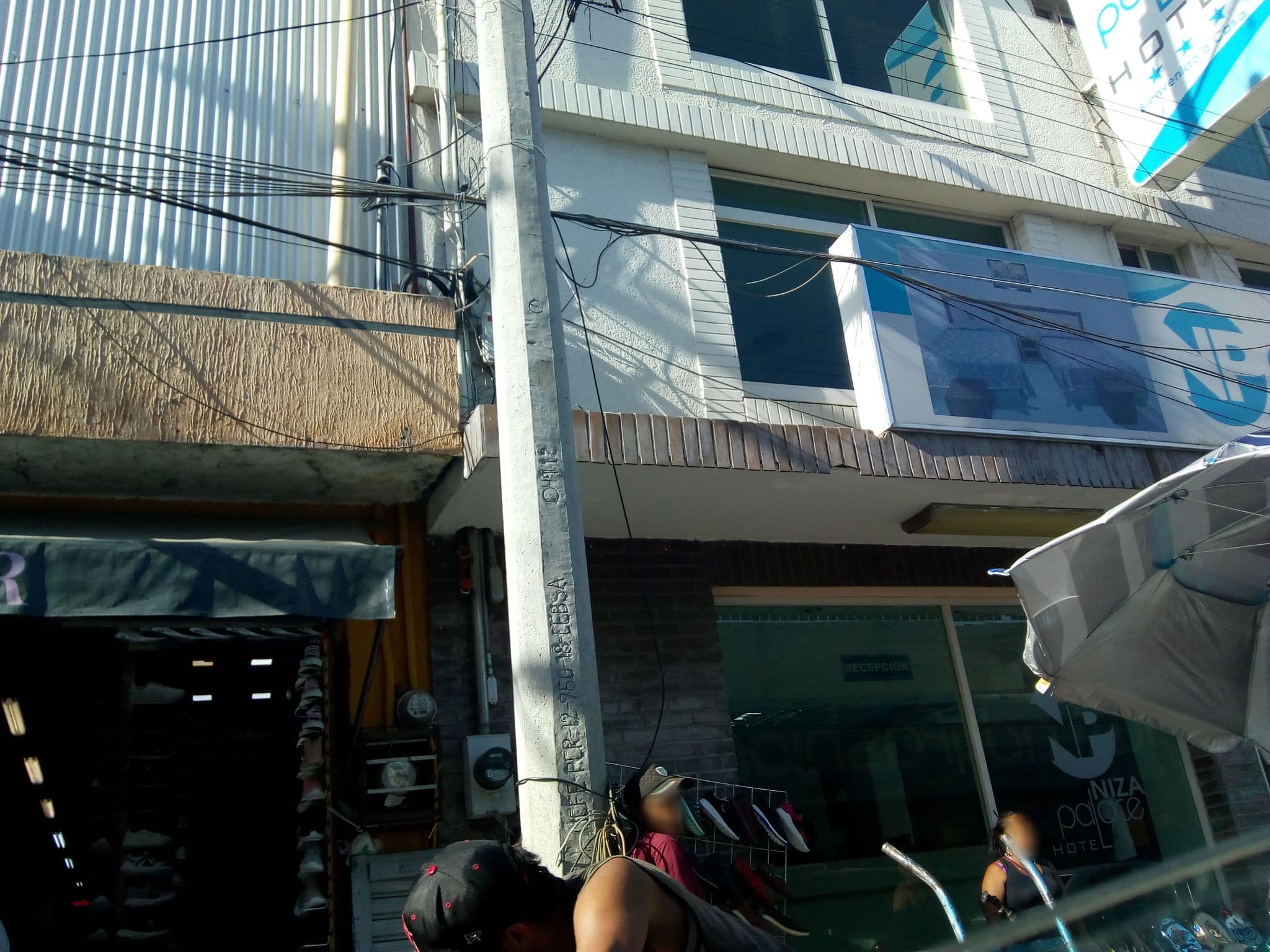 Street view near Hotelera Haidar, León de los Aldama — © ivanmtz88 (CC BY-SA · Mapillary)