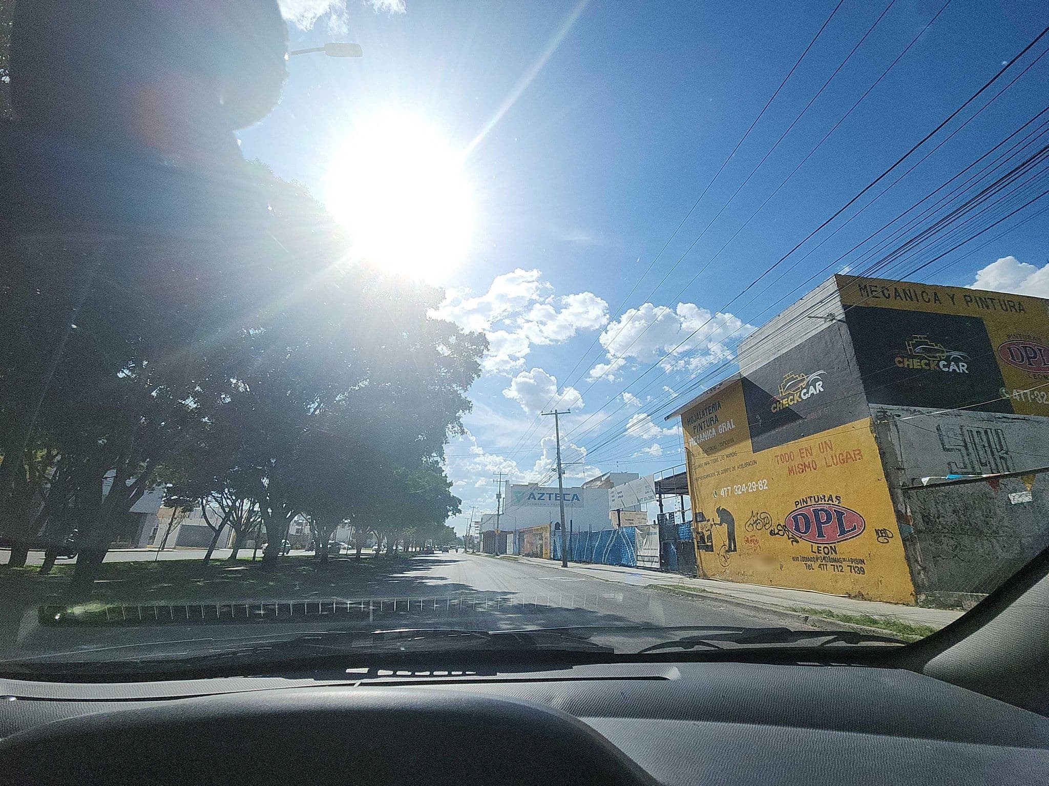 Street view near Auto Hotel Gran Riscal, Medina — © apache (CC BY-SA · Mapillary)