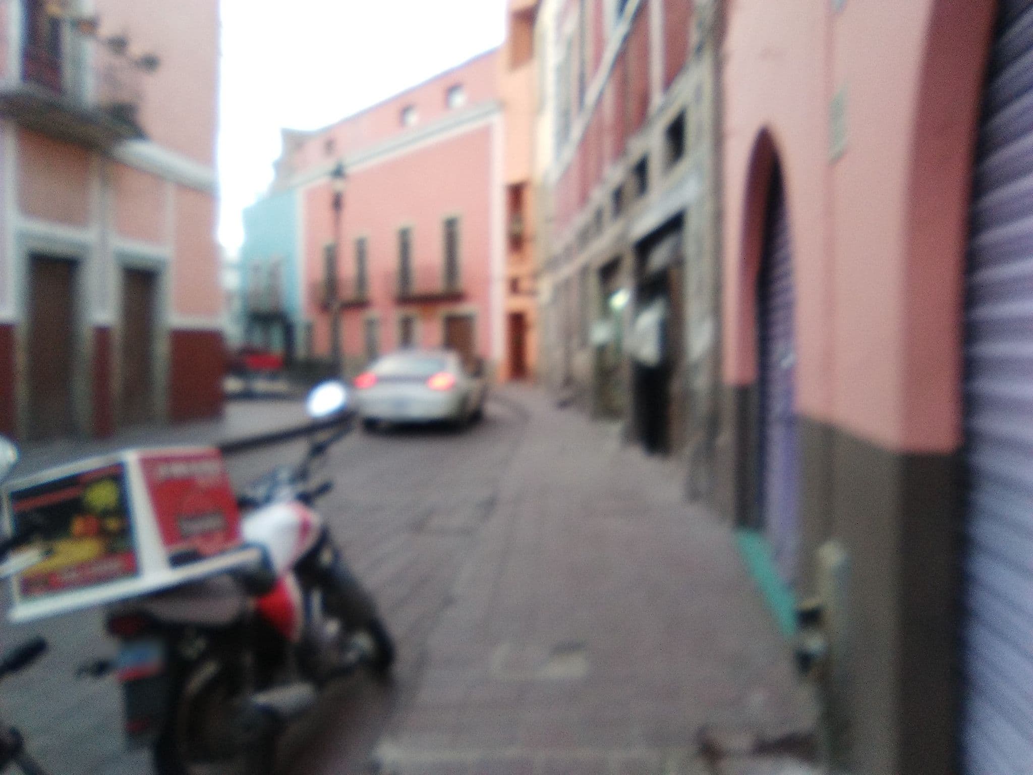 Street view near El Besito Hostel, Guanajuato — © mapeadora (CC BY-SA · Mapillary)