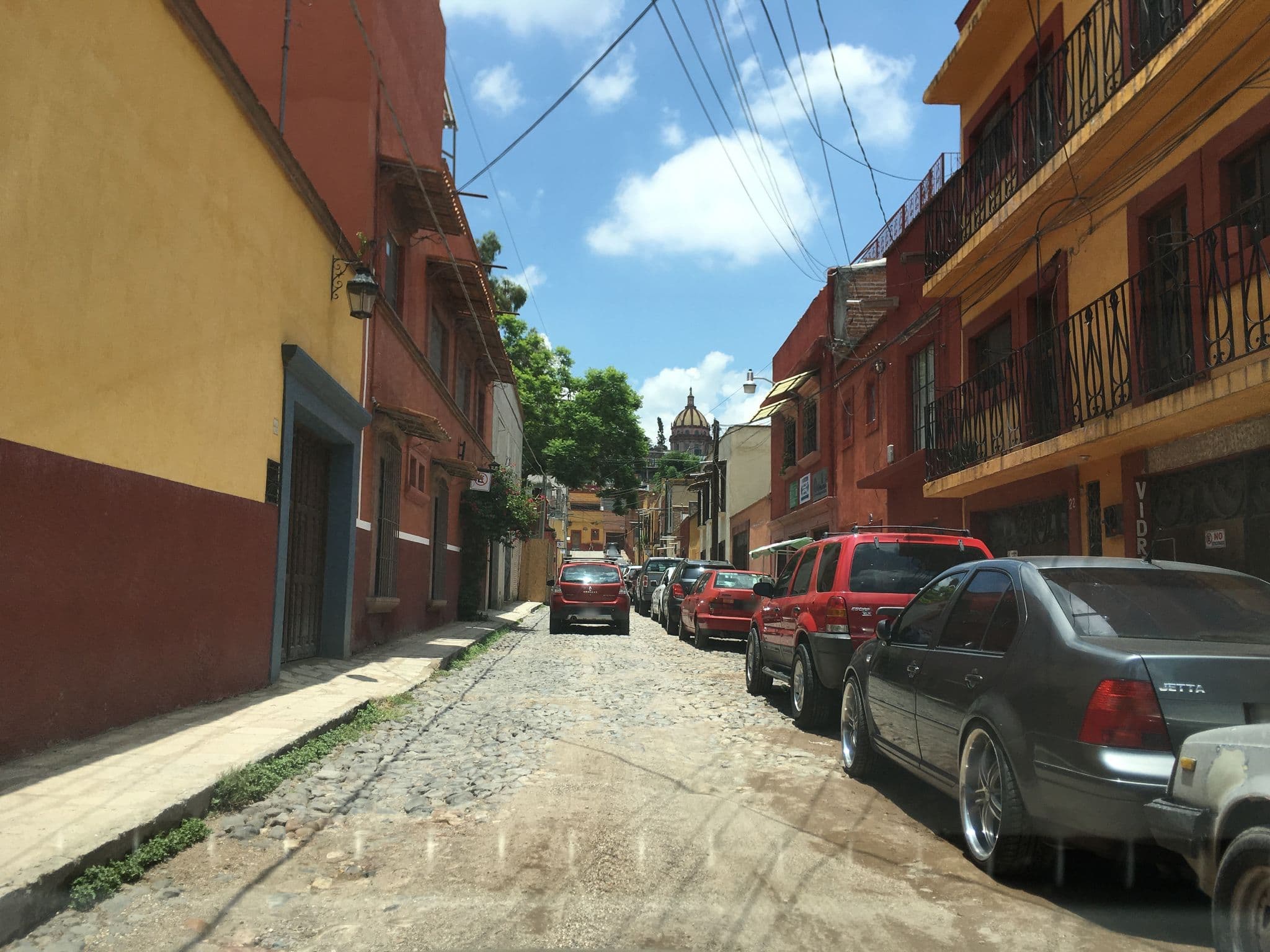 Street view near Casa De La O, San Miguel de Allende — © nicovargas (CC BY-SA · Mapillary)