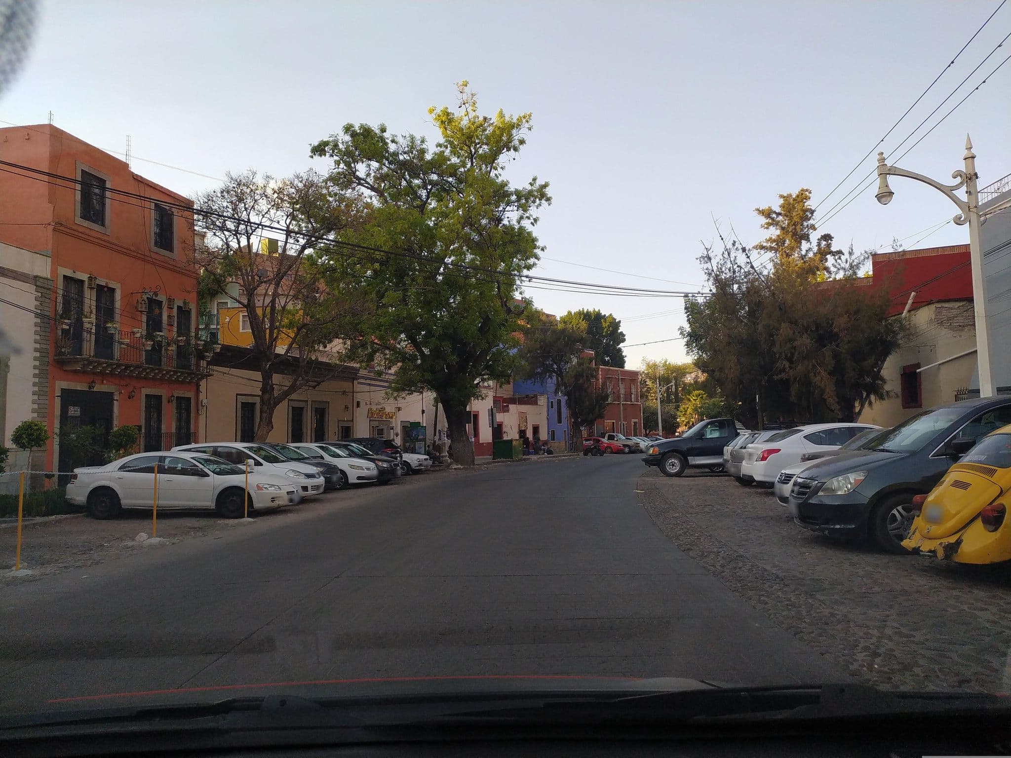 Street view near Hotel Independencia Guanajuato, Guanajuato — © xe1gyp (CC BY-SA · Mapillary)