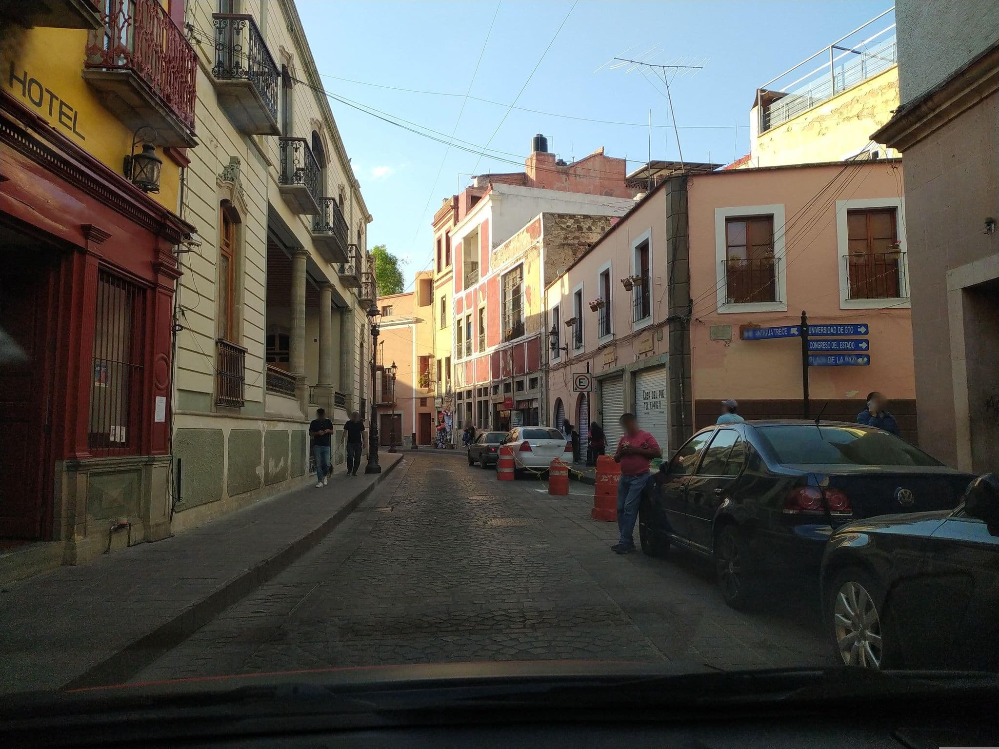 Street view near Hostal Alonso, Guanajuato — © xe1gyp (CC BY-SA · Mapillary)