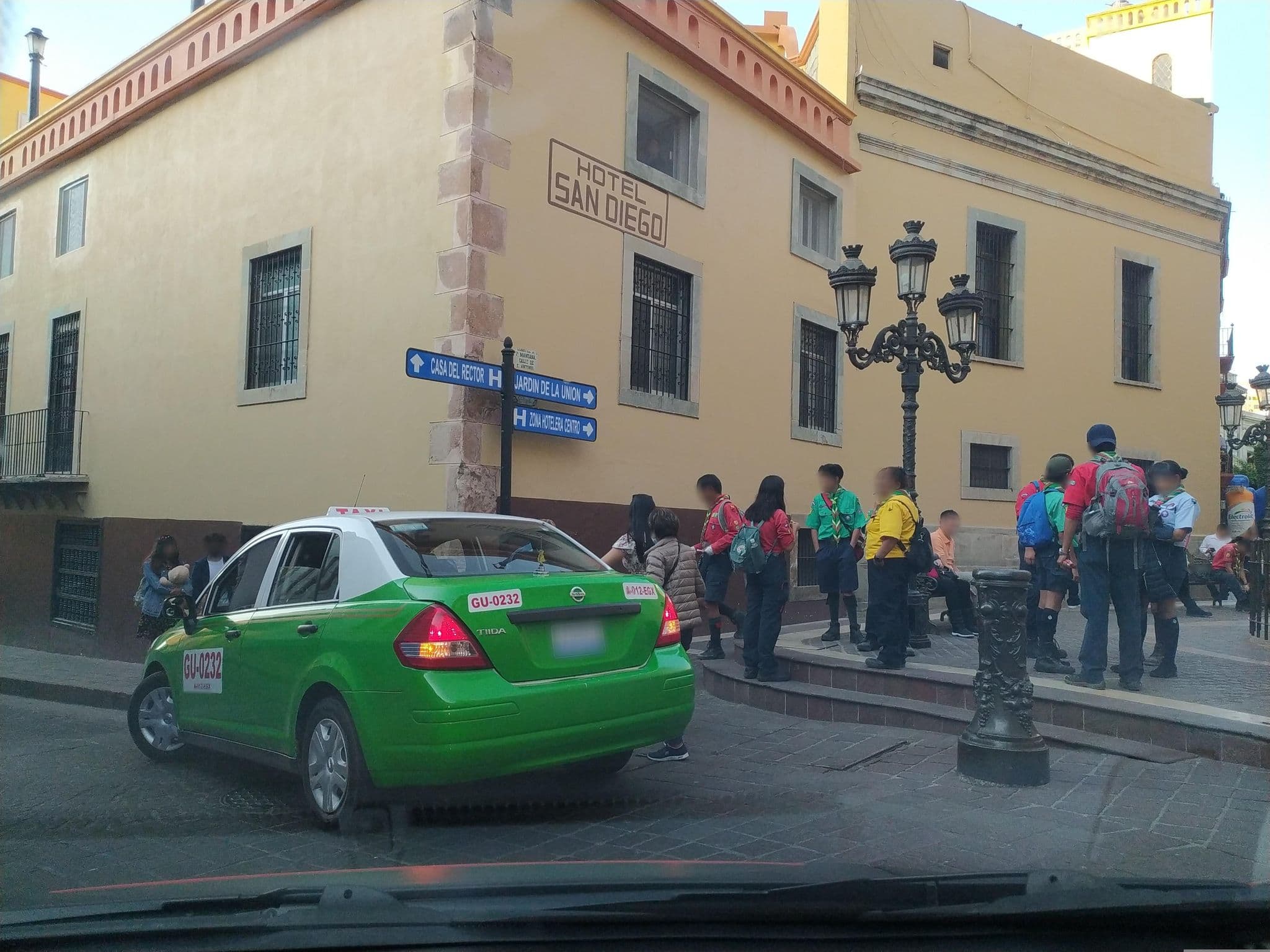 Street view near Cecilia Herrera Romo, Guanajuato — © xe1gyp (CC BY-SA · Mapillary)