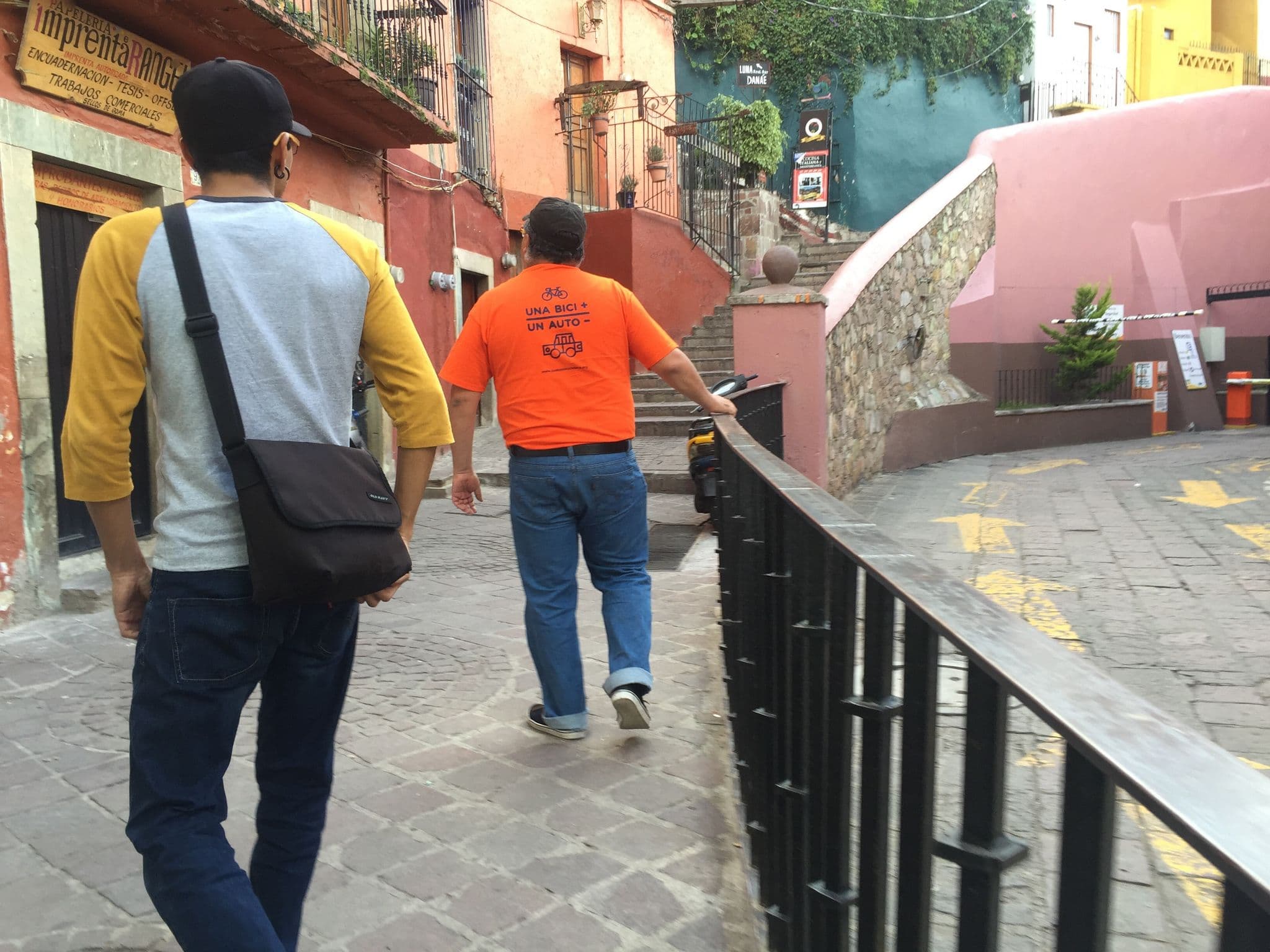 Street view near Promotora Hotelera Mision Guanajuato, Guanajuato — © mapeadora (CC BY-SA · Mapillary)