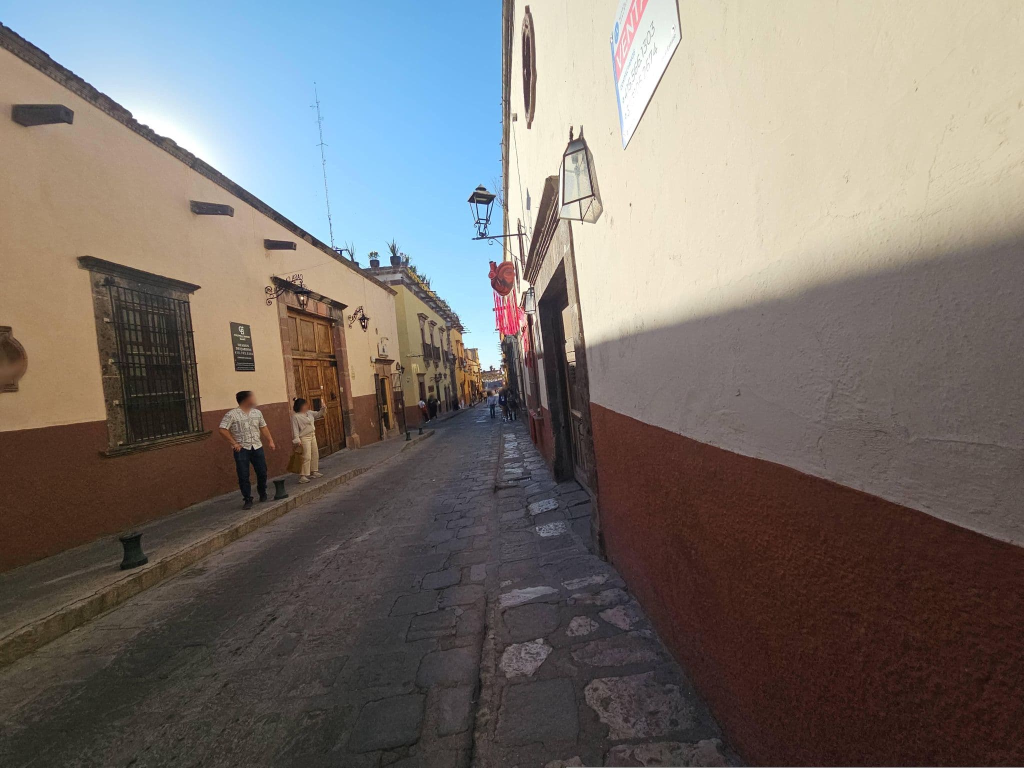 Street view near Maria Chula, San Miguel de Allende — © toebee (CC BY-SA · Mapillary)